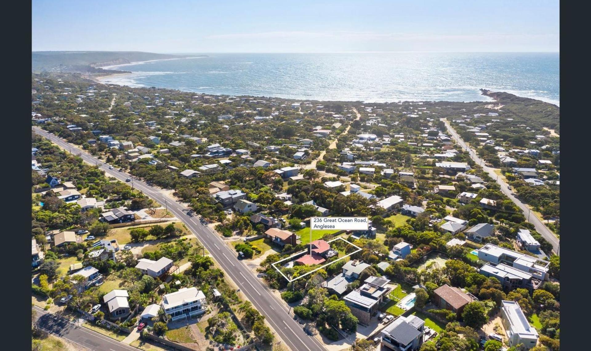 Roadknight Ocean Road View 236