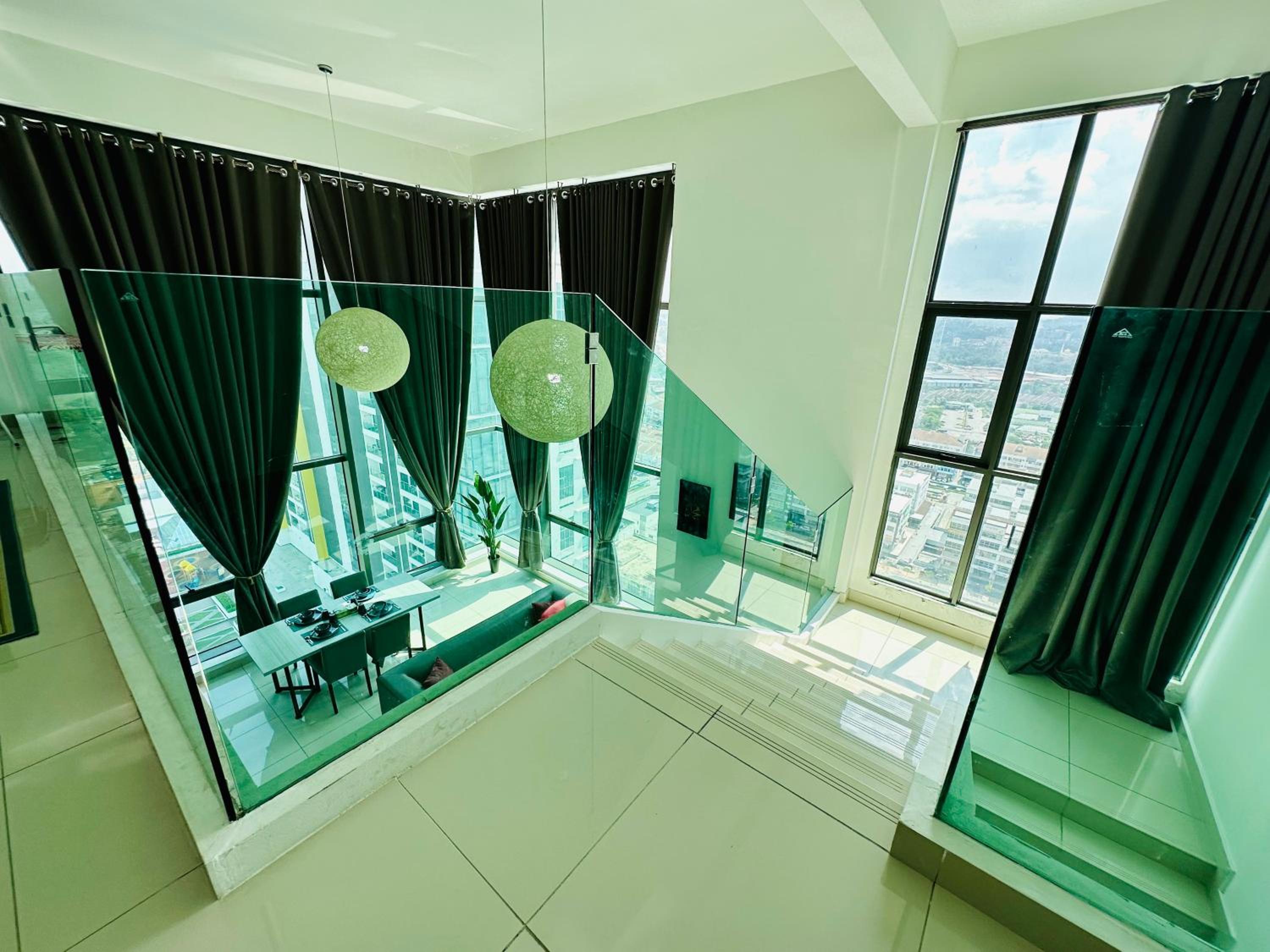 EVO Soho Suites Duplex Homestay