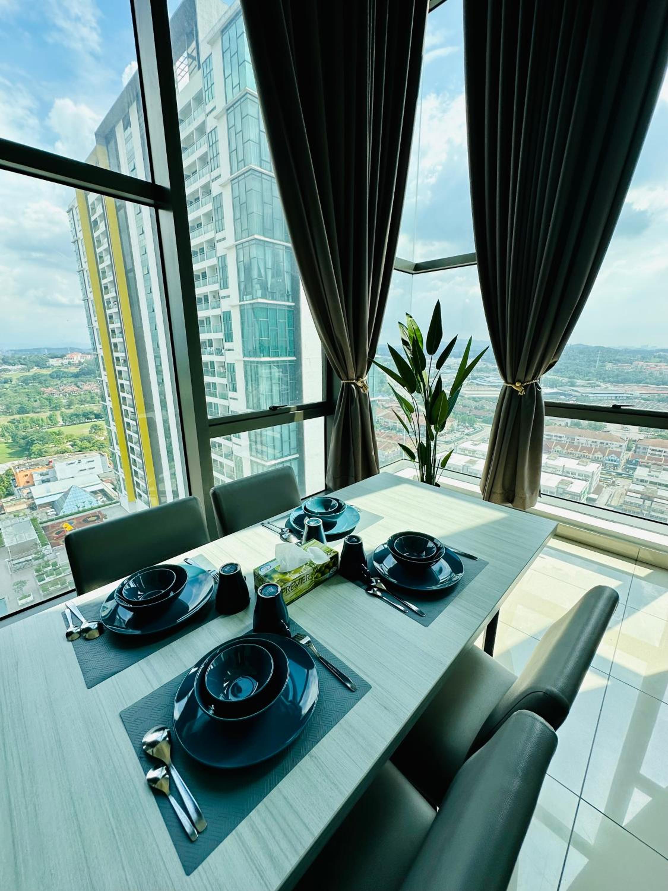 EVO Soho Suites Duplex Homestay