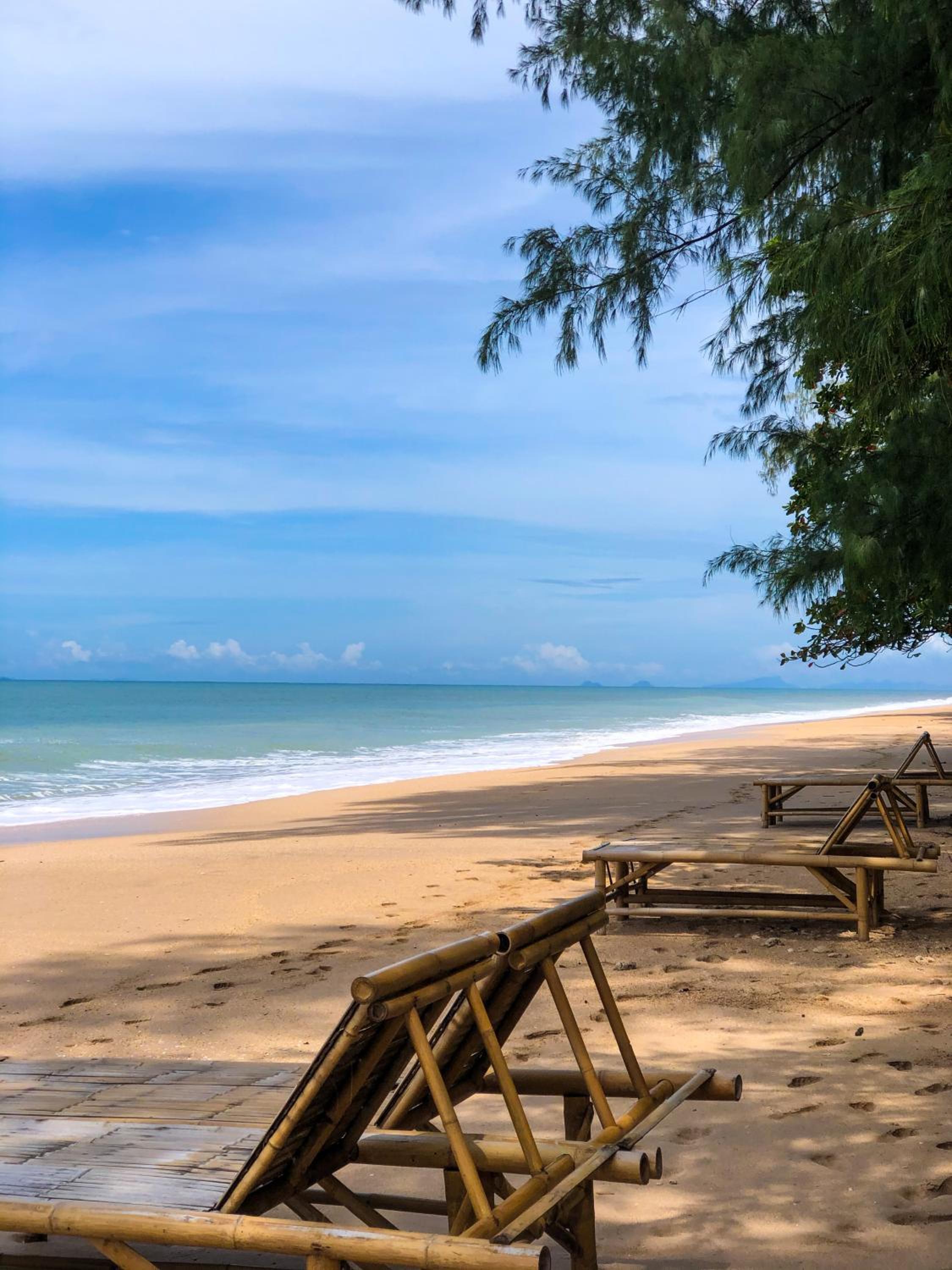Lanta L.D. Beach Bungalow