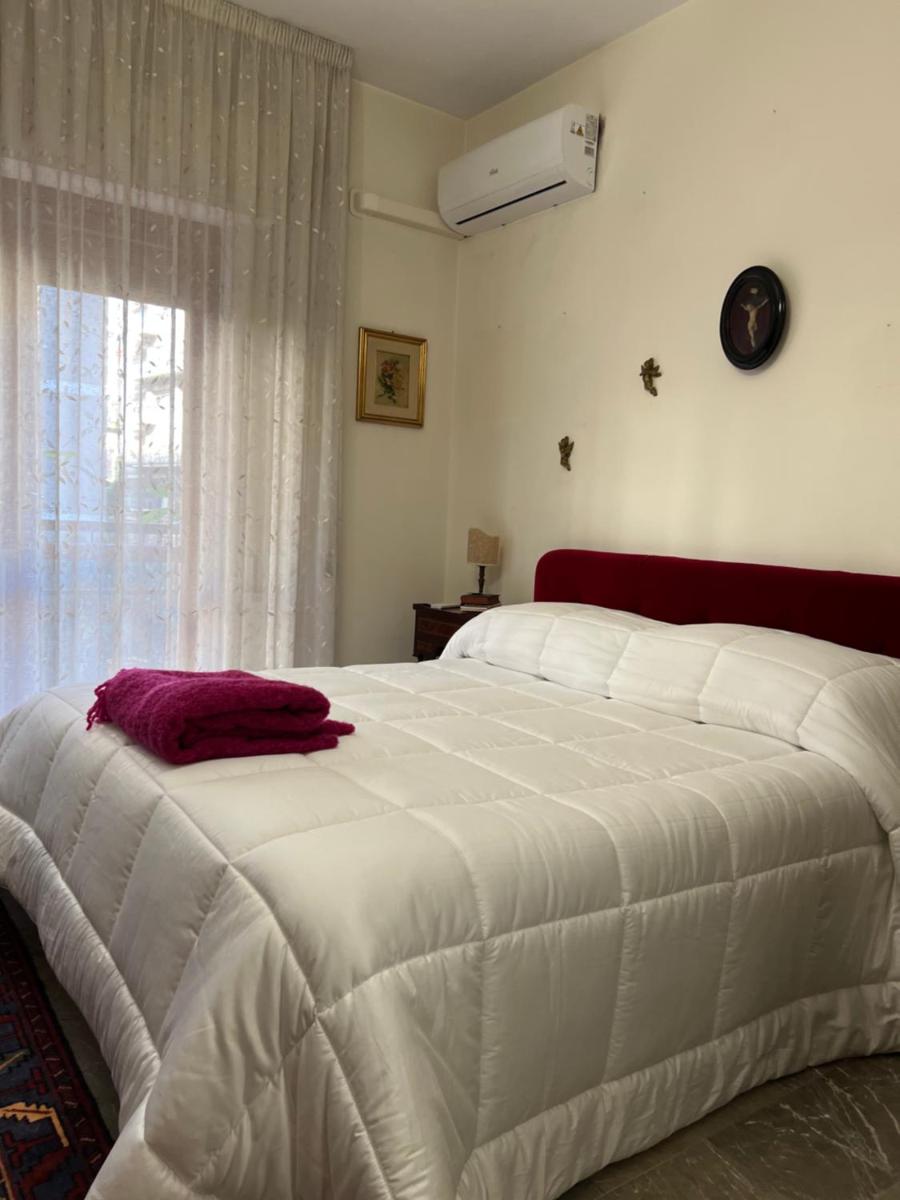 Holiday & House - Imparato Palermo Centro Politeama view 5