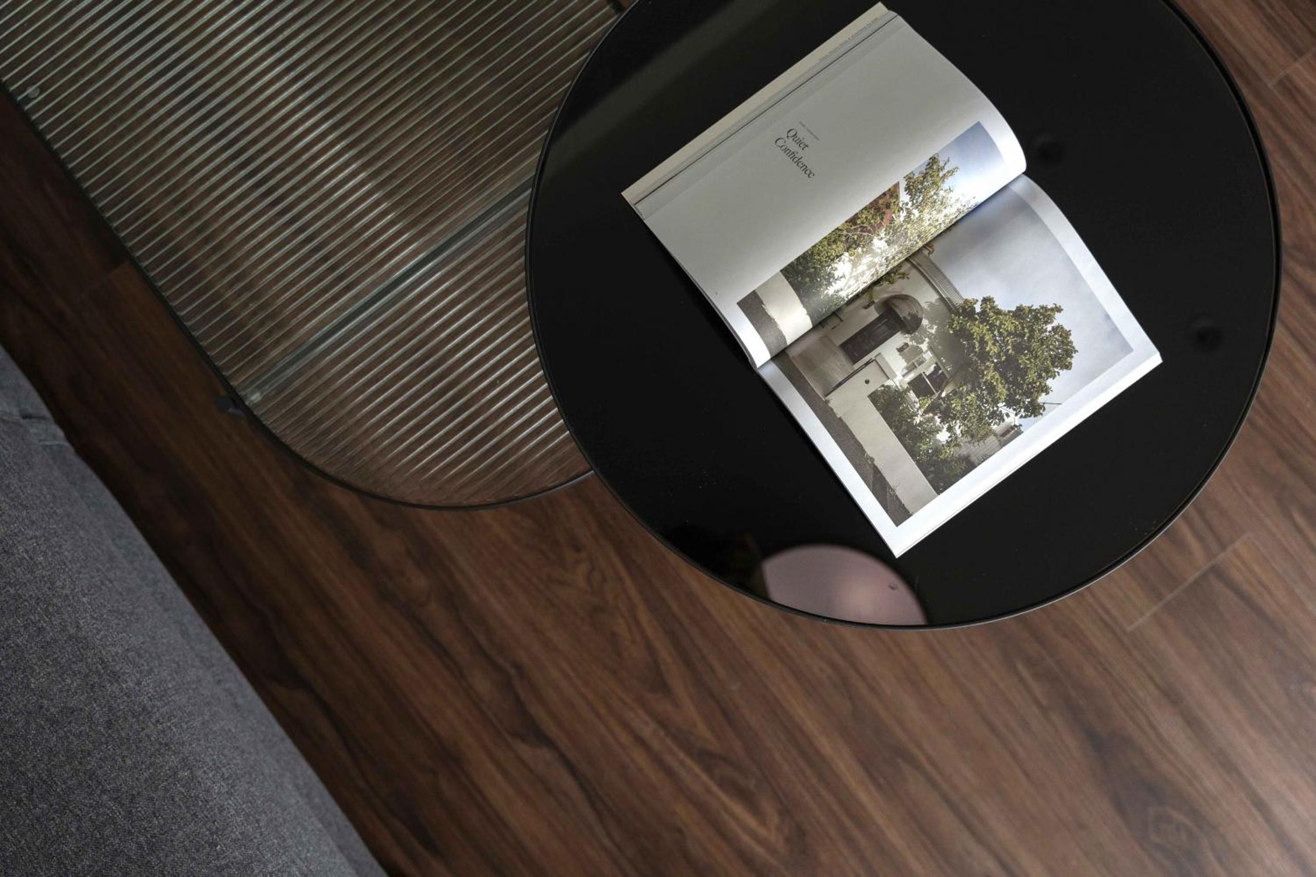 Lin Apartments by Olala Homes