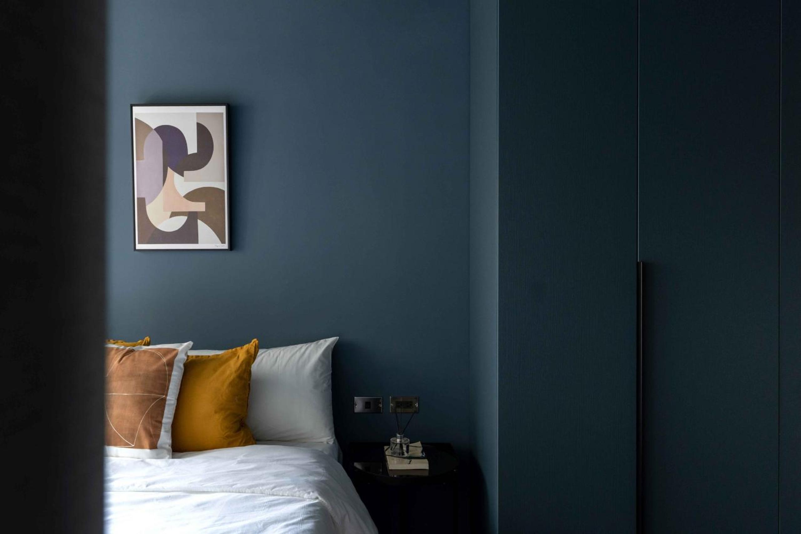 Lin Apartments by Olala Homes