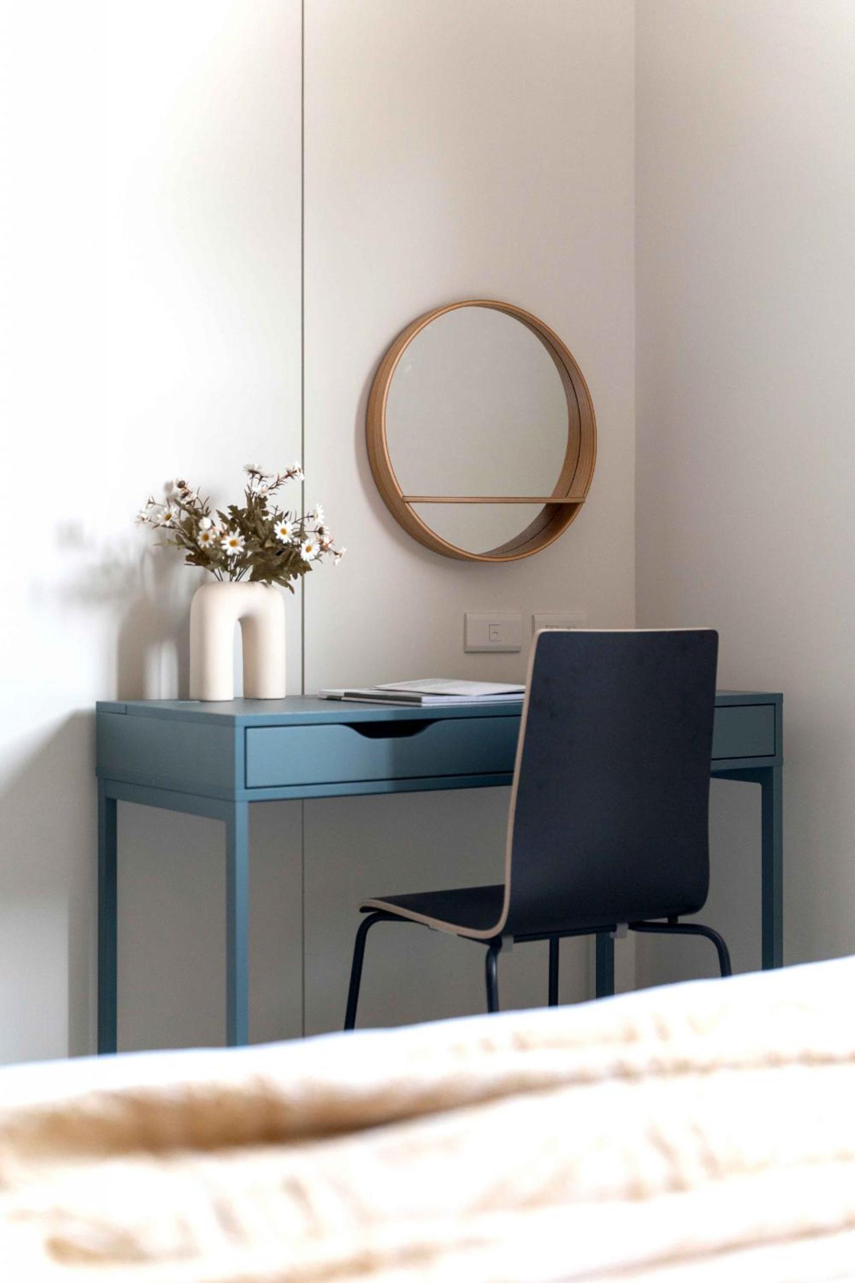 Lin Apartments by Olala Homes