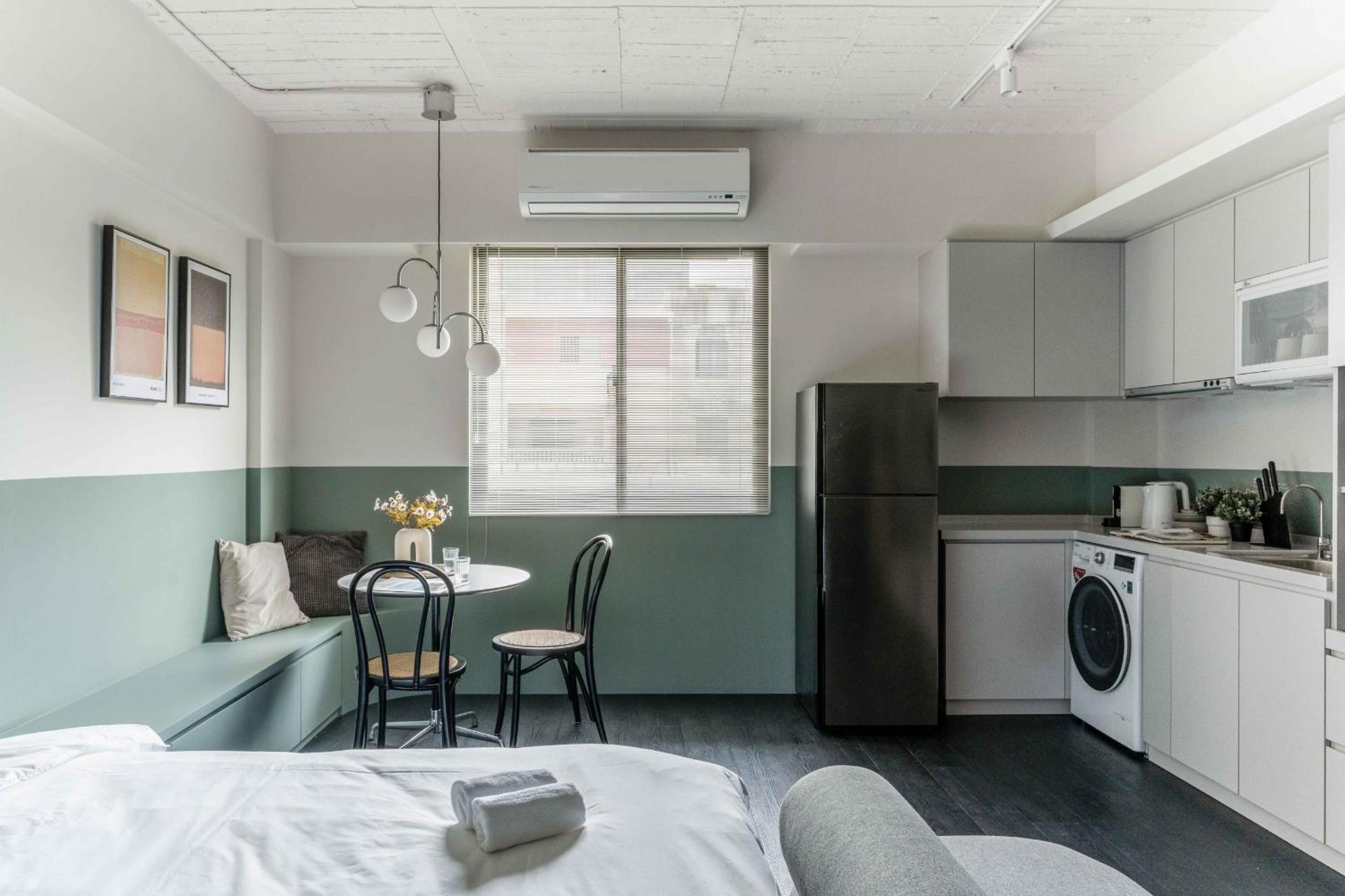 Lin Apartments by Olala Homes