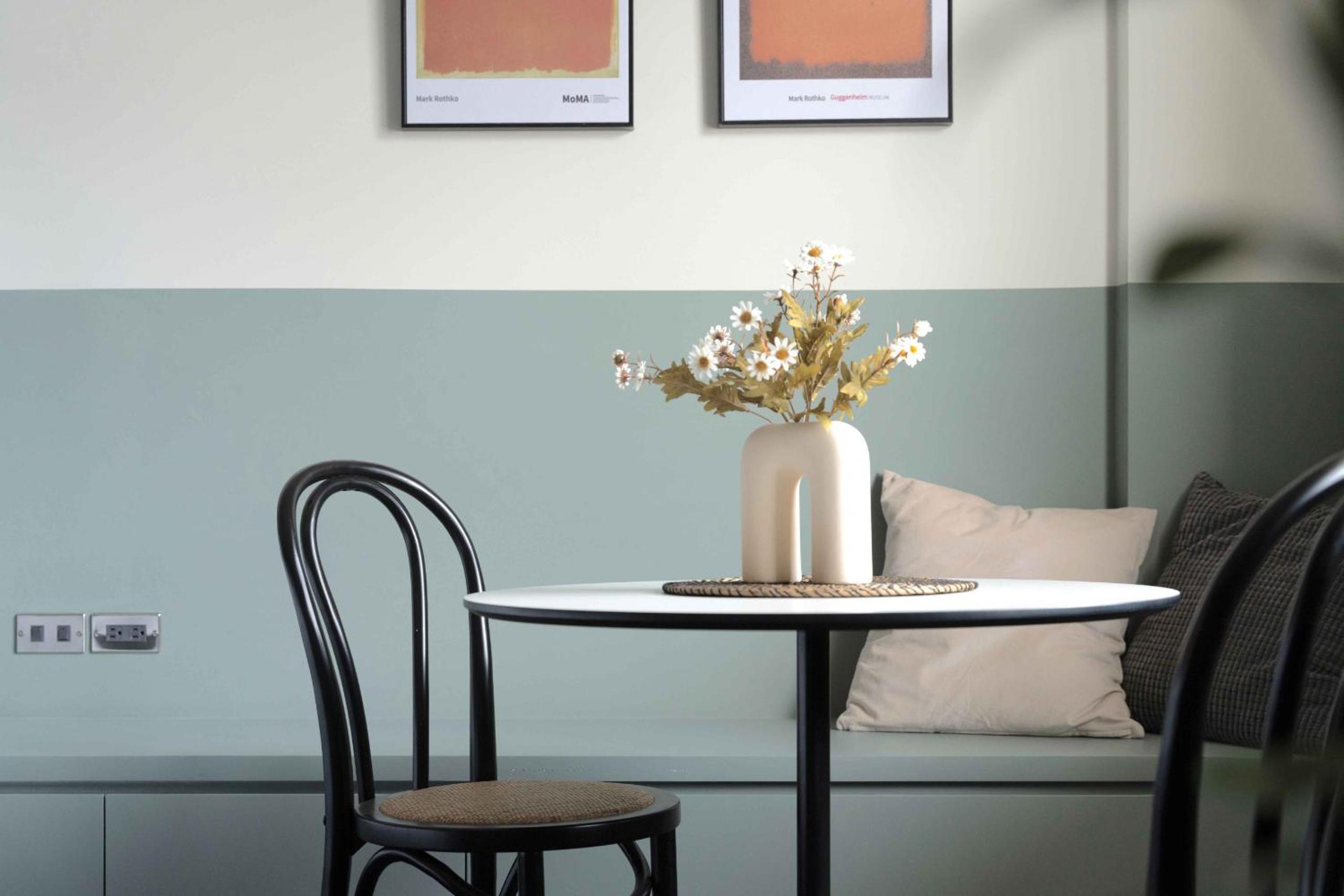 Lin Apartments by Olala Homes