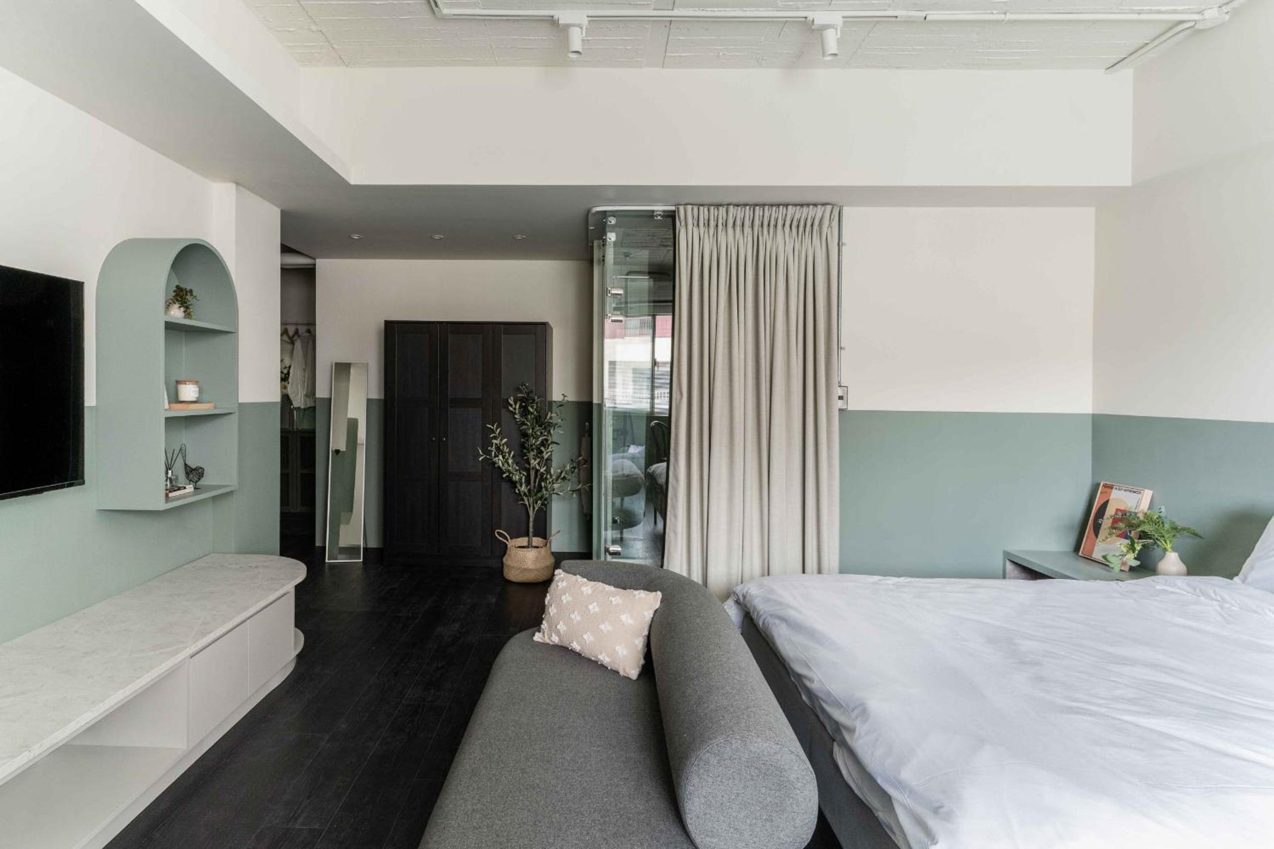 Lin Apartments by Olala Homes