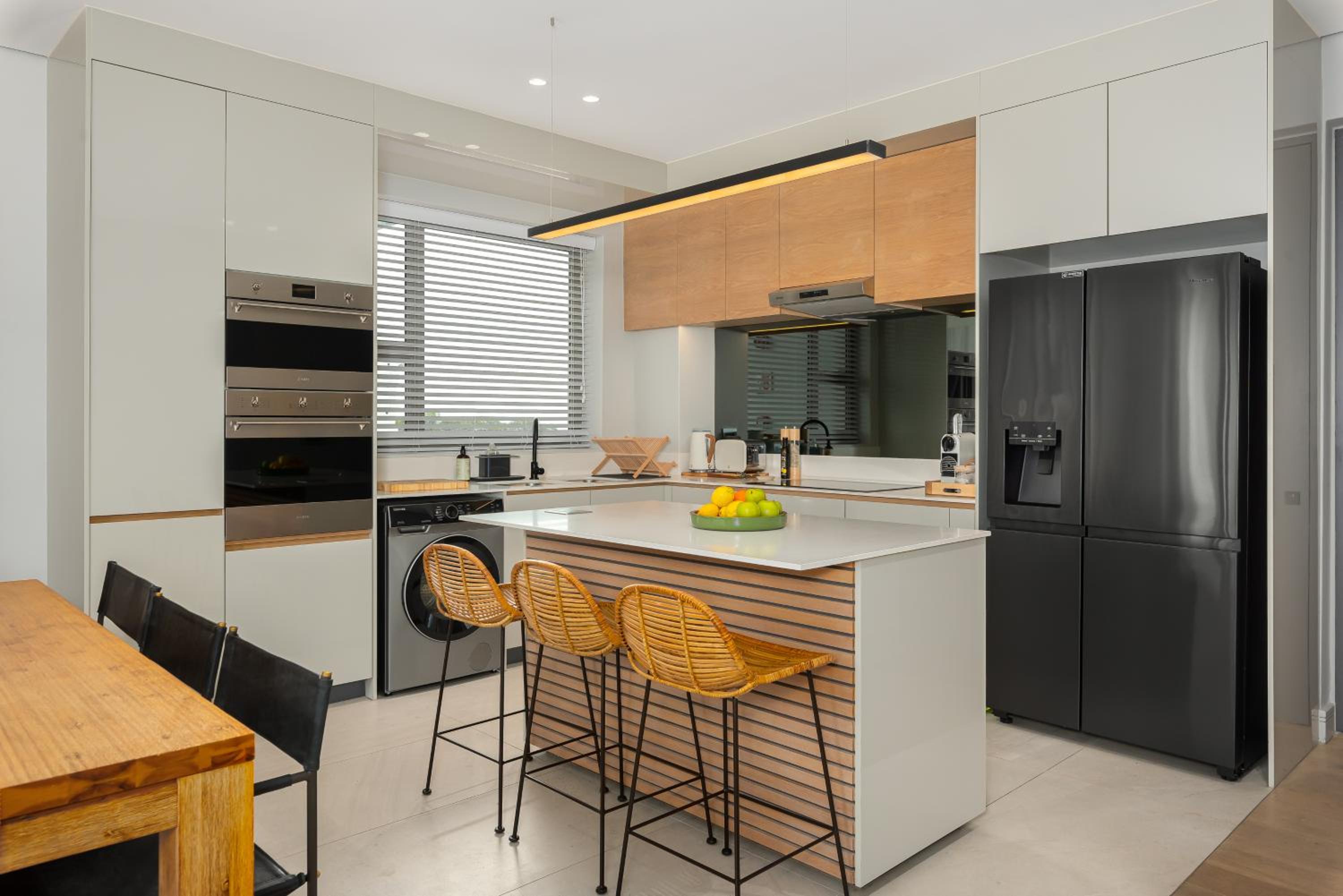 169 on Main Luxury Apartments view 2