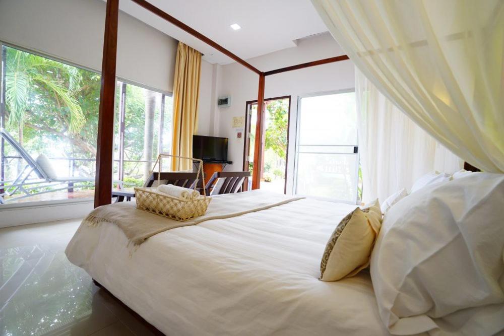 Seashell Village Resort