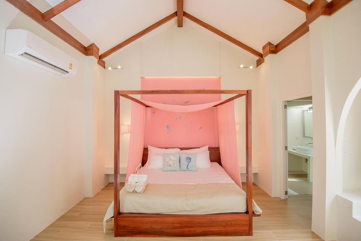 Seashell Village Resort
