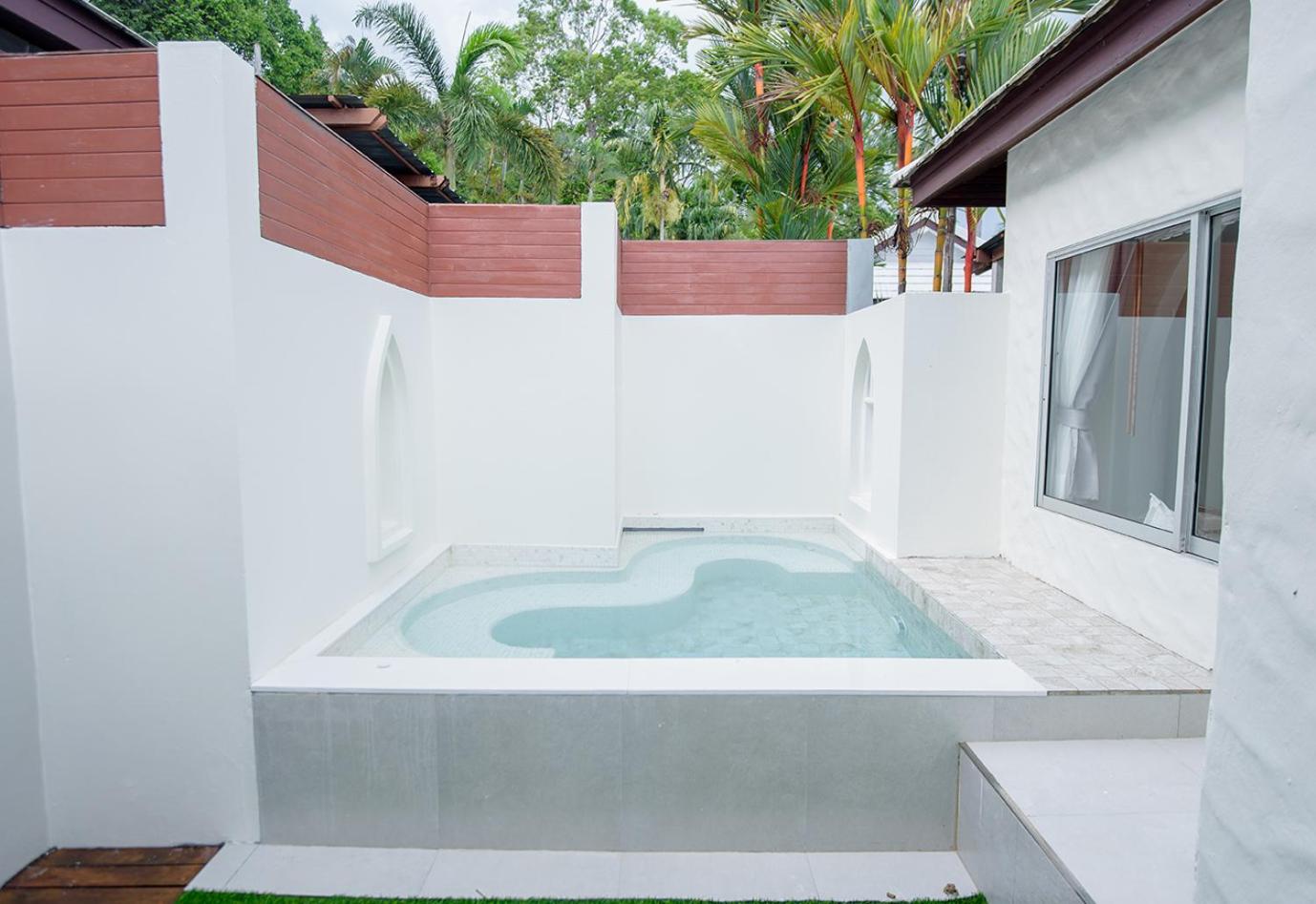 Seashell Village Resort
