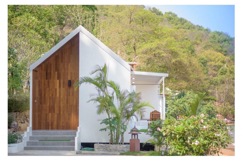 Seashell Village Resort
