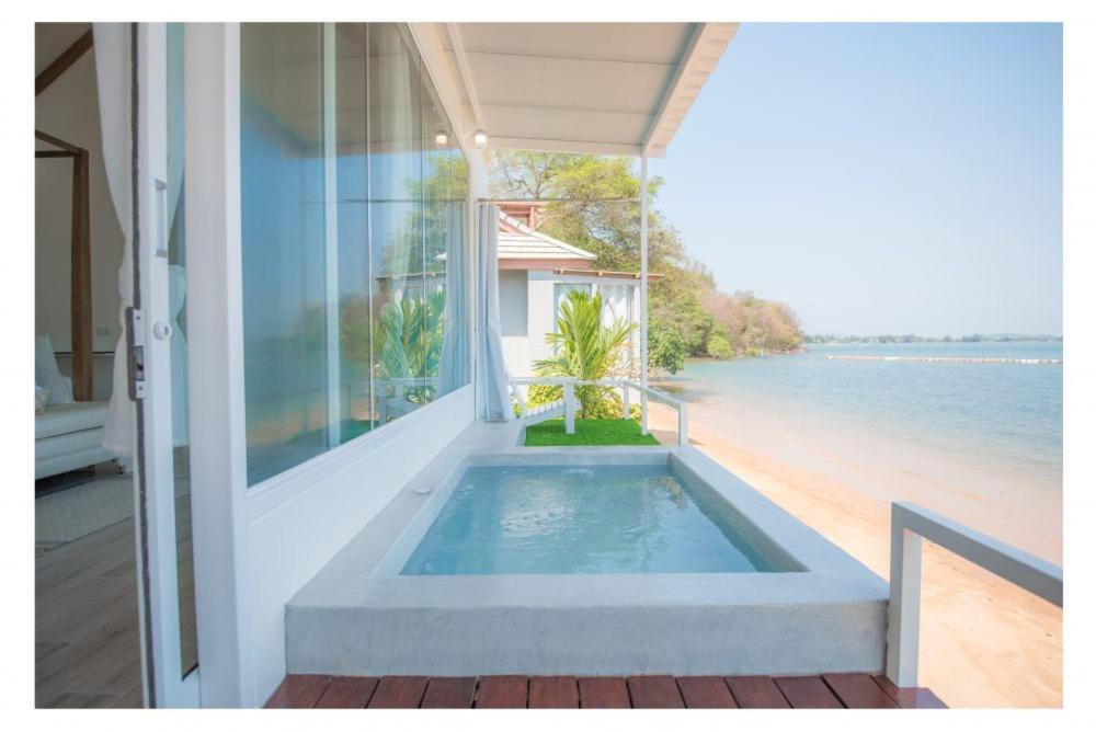 Seashell Village Resort