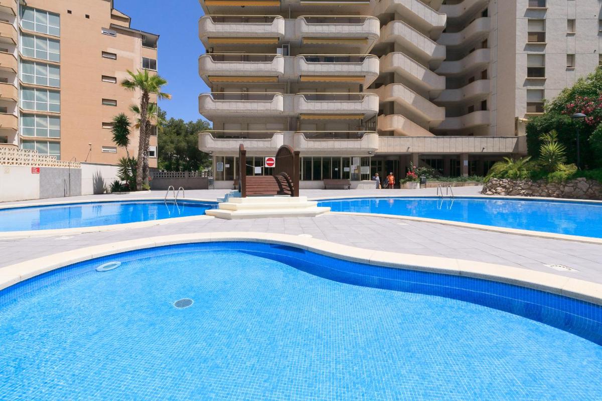 UHC Arquus Apartments view 2