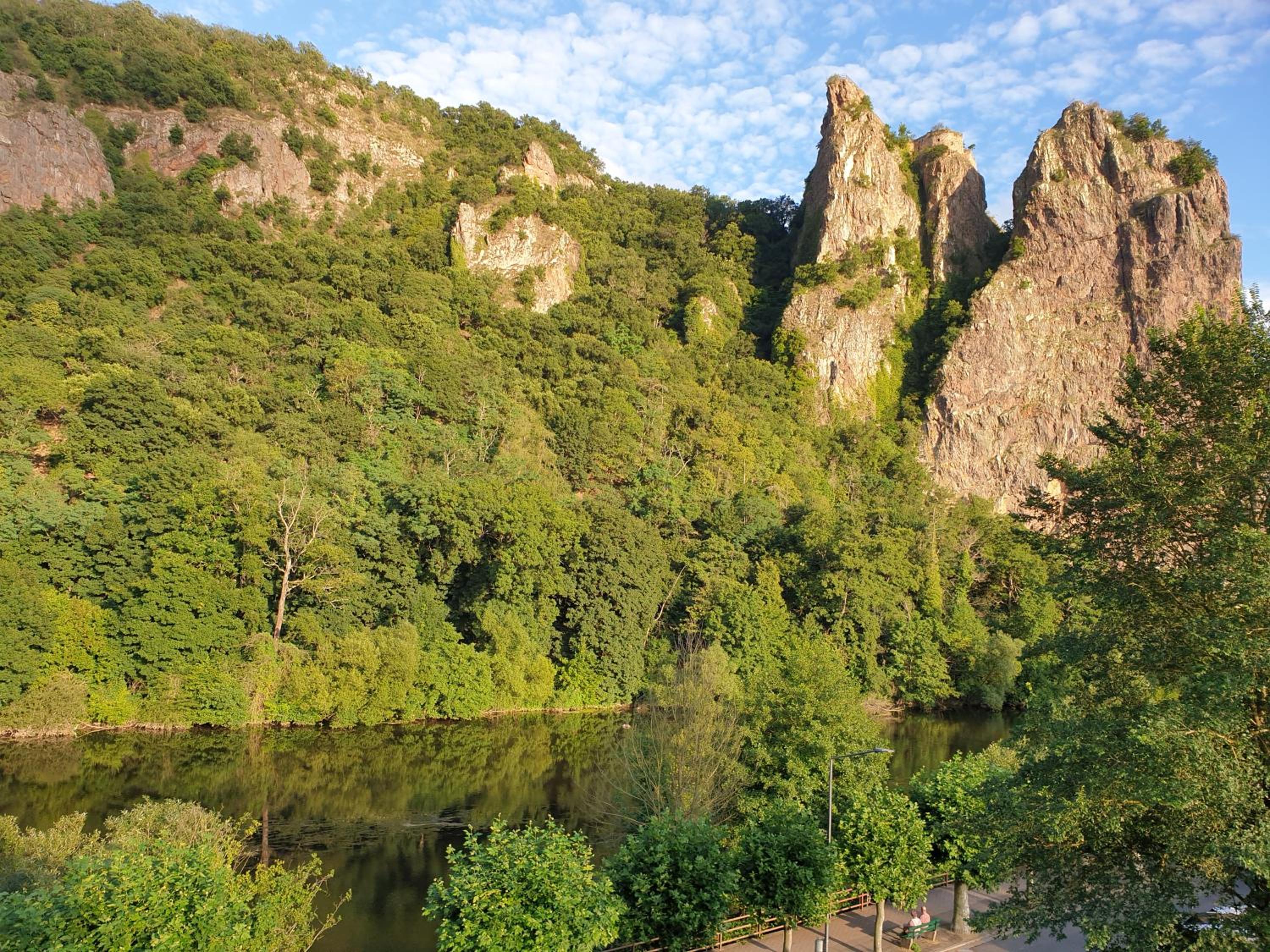Ferienhaus am Fluss. Baubiologisch renoviert.