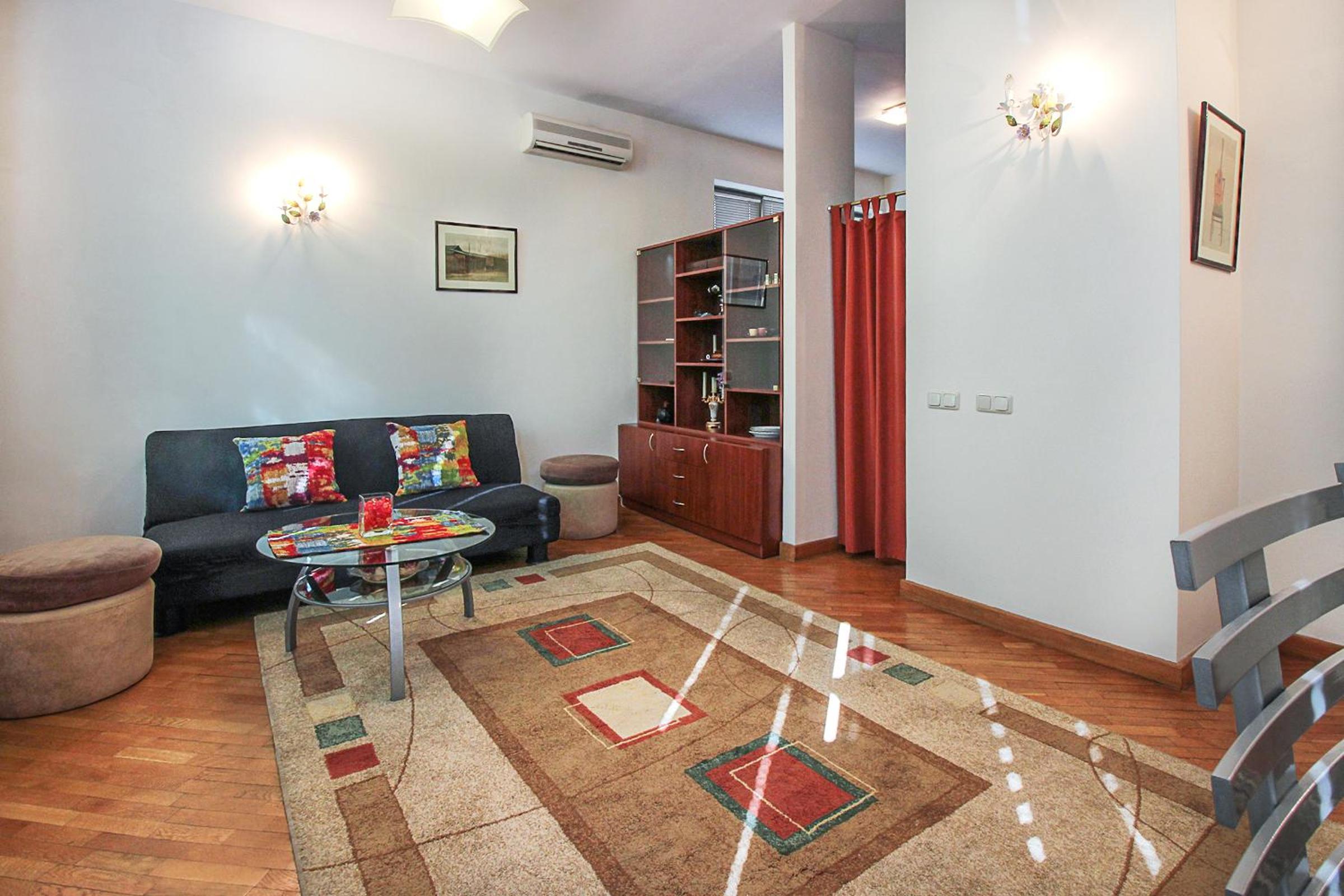 Studio Apartment on Nalbandyan street