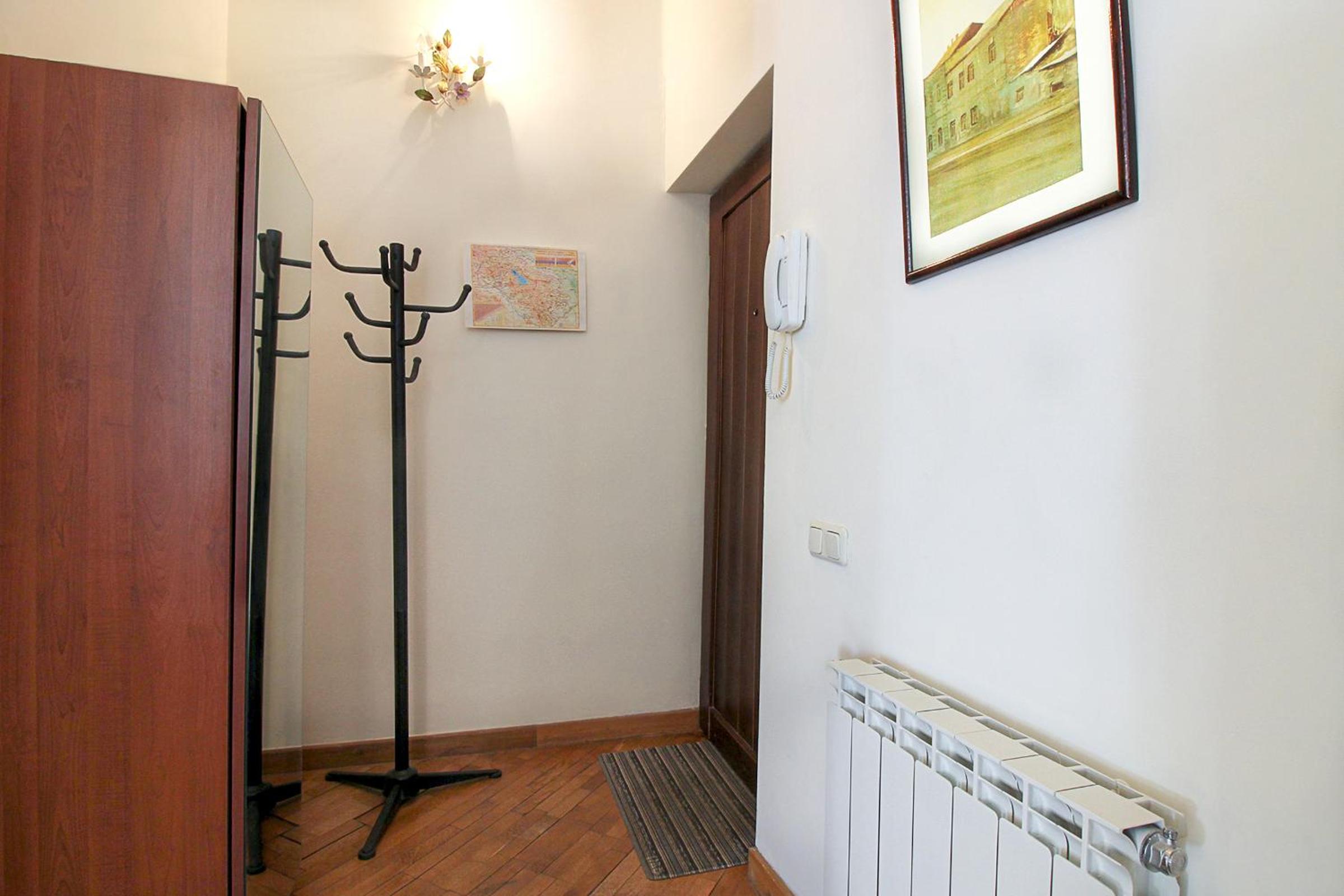 Studio Apartment on Nalbandyan street