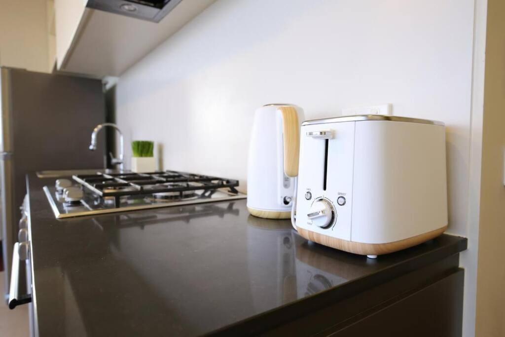 2B2B Apartment in collin street Melbourne