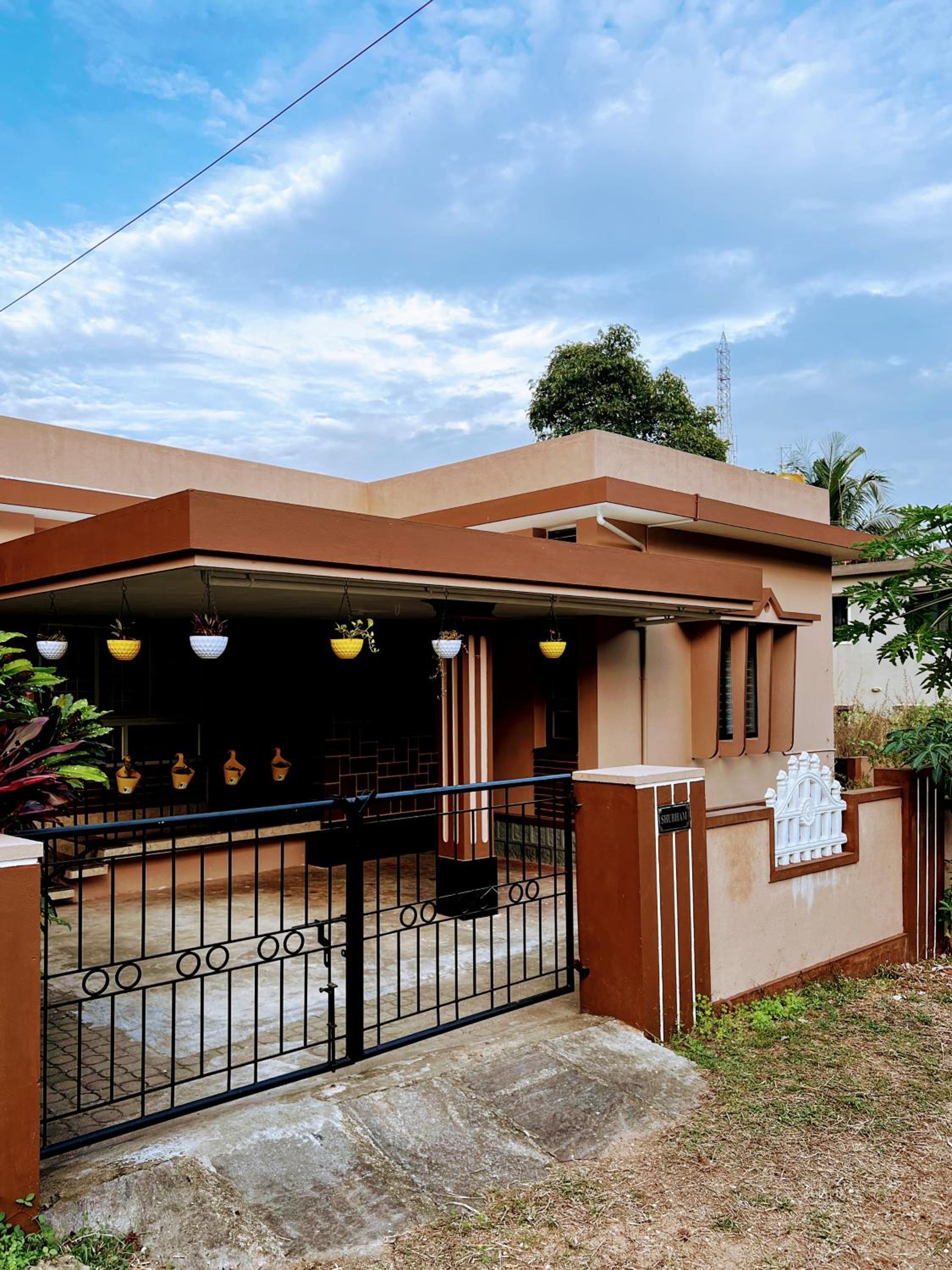 Peaceful villa amidst greenery within the city. view 5