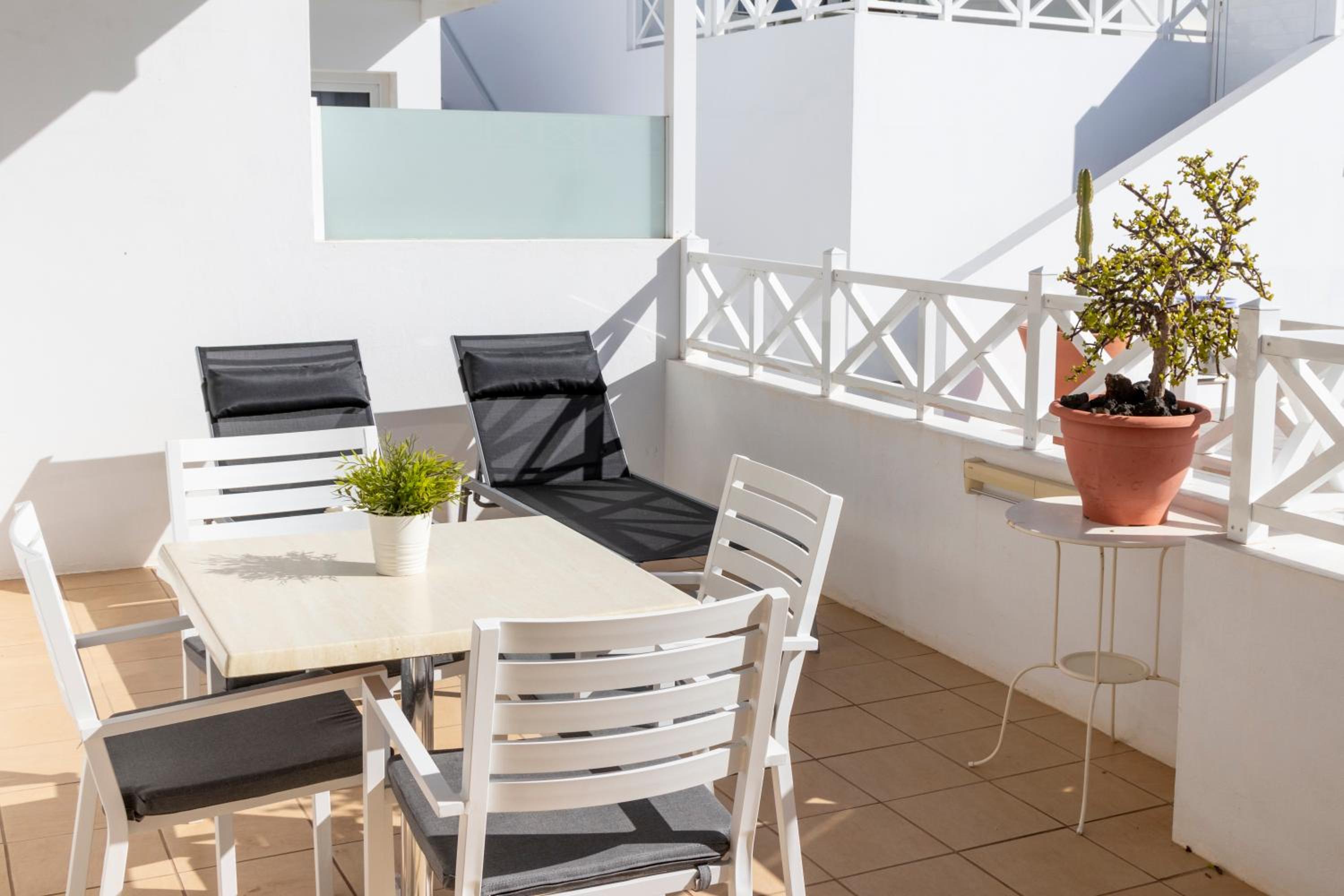 Flower Beach Suite 15 view 2