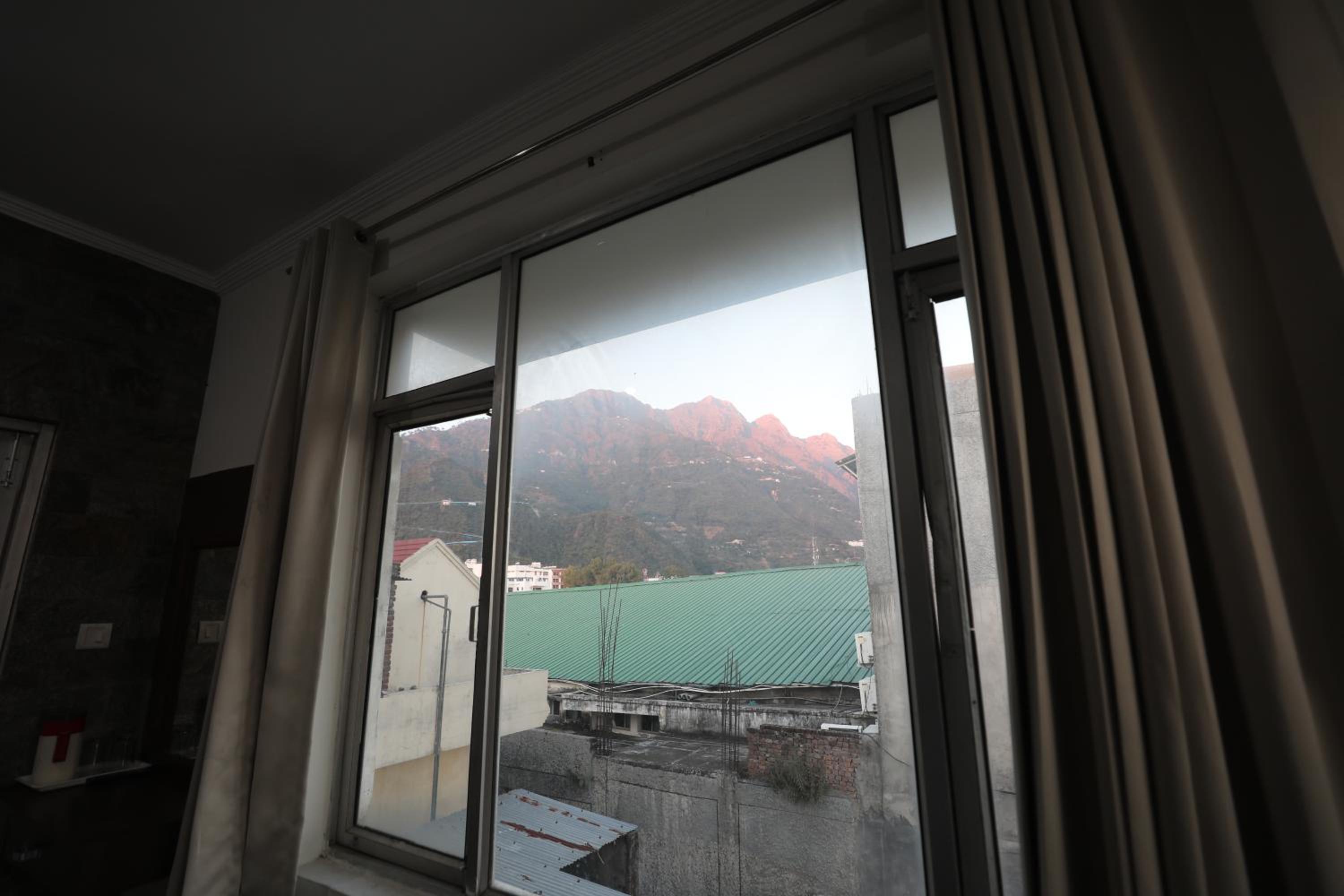 Mahadev Hotel and Resorts