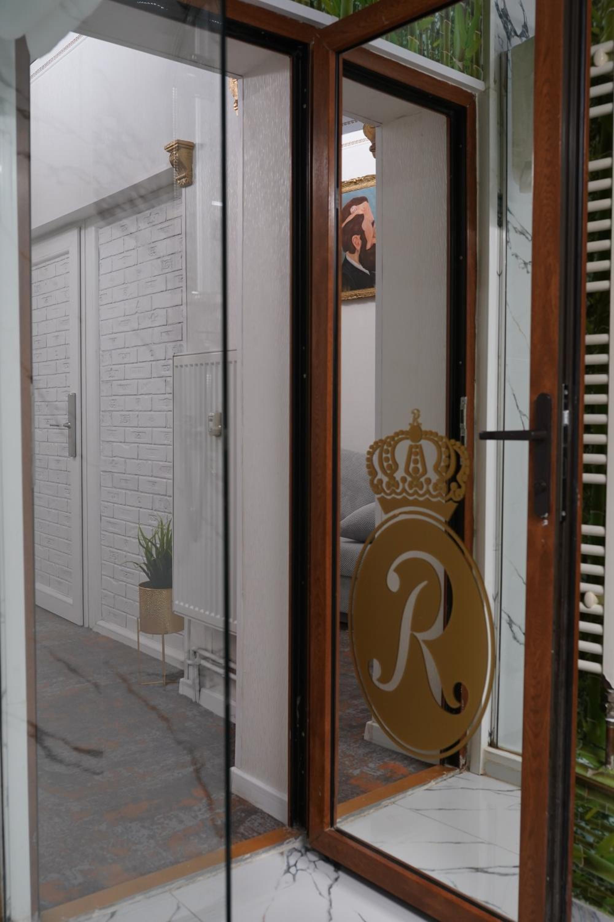 Radac Residence