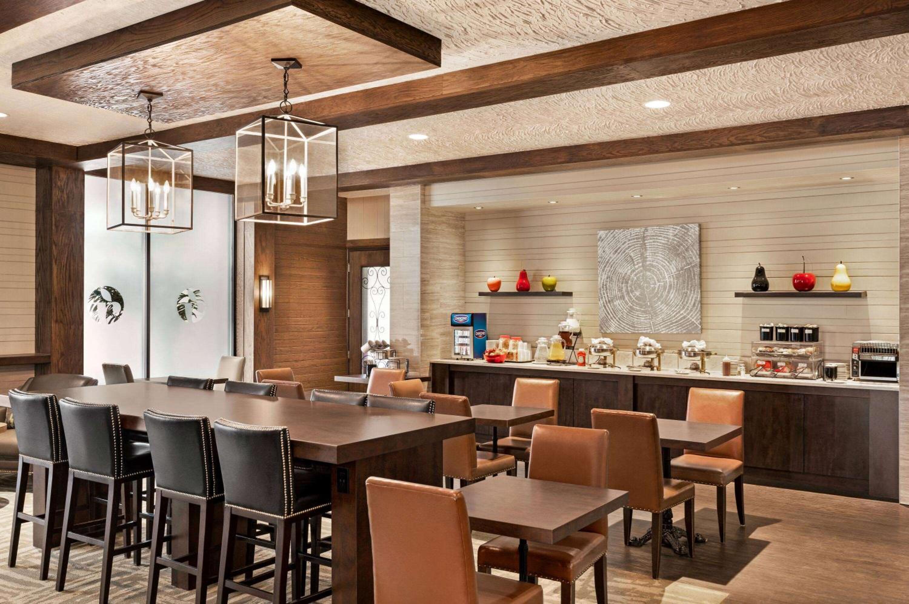 Cornwall Vacations - Ramada by Wyndham Cornwall - Property Image 9