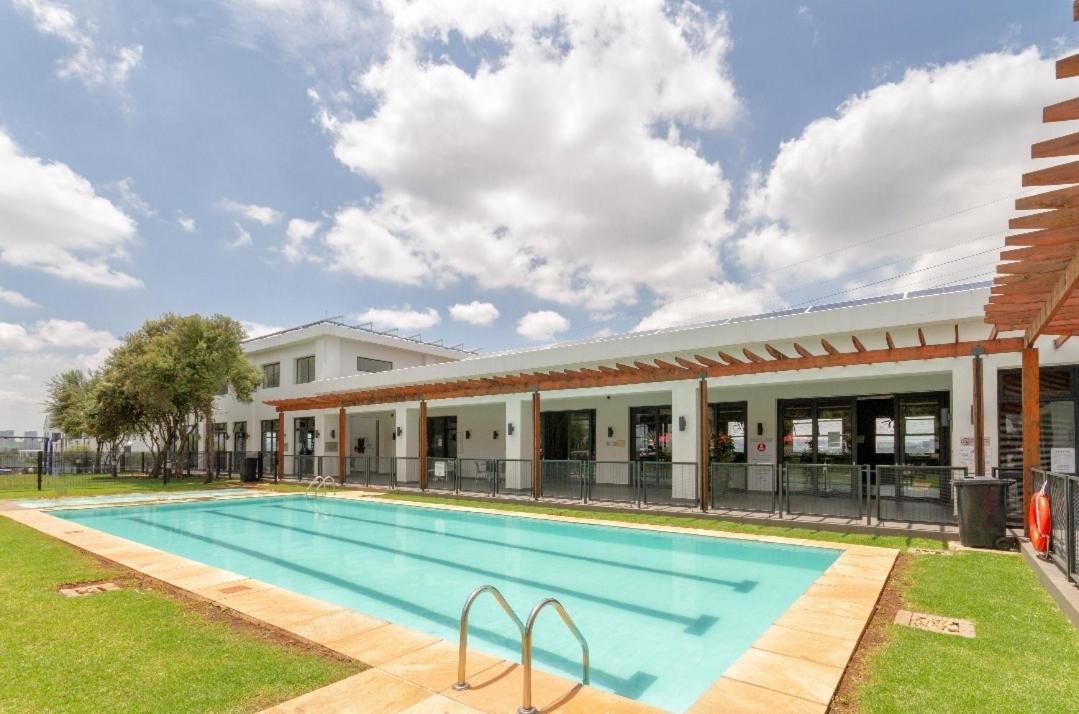 Royal Xtian Elegant 3 bedrooms