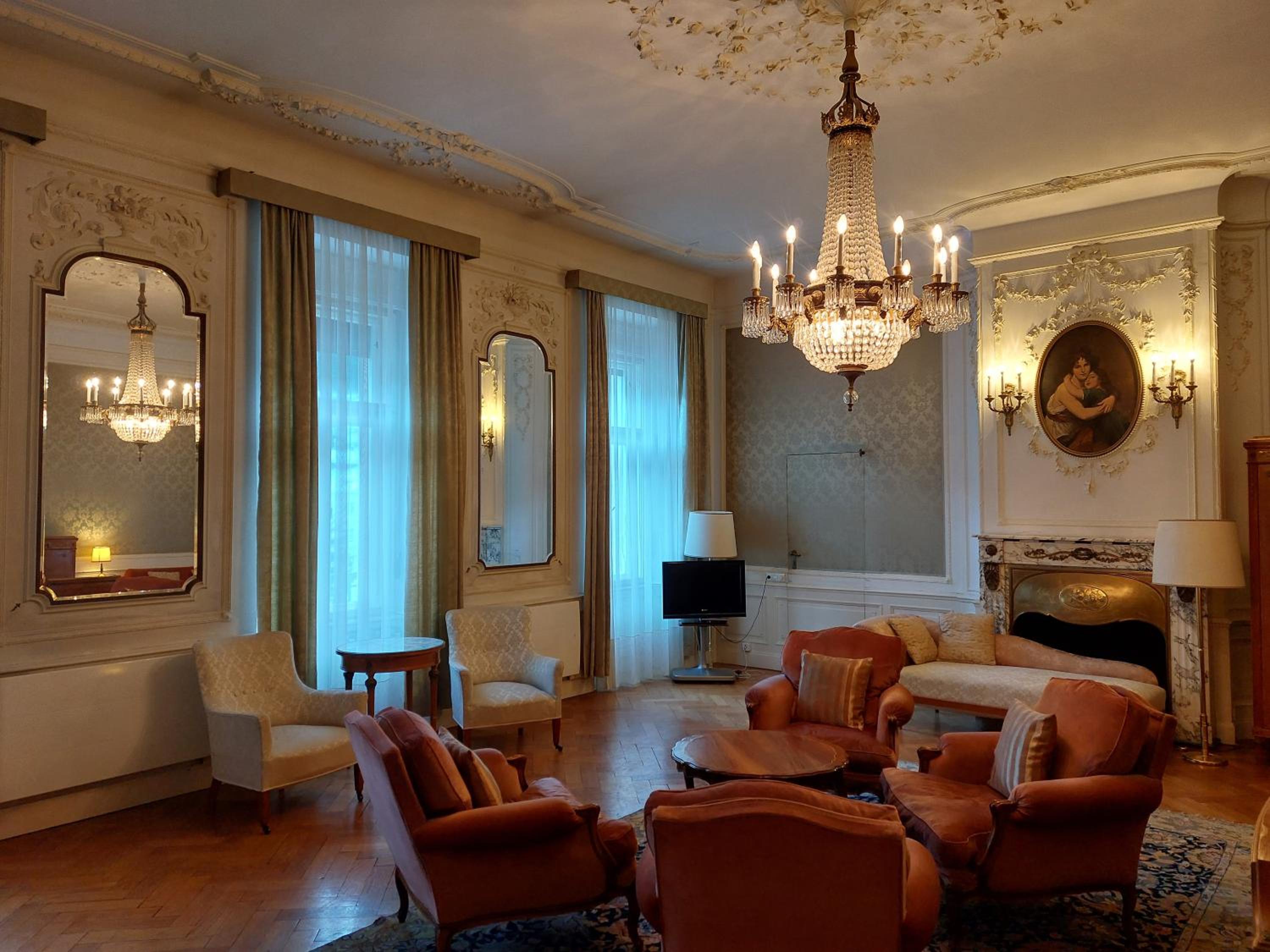 Belle Époque Panorama Apartment