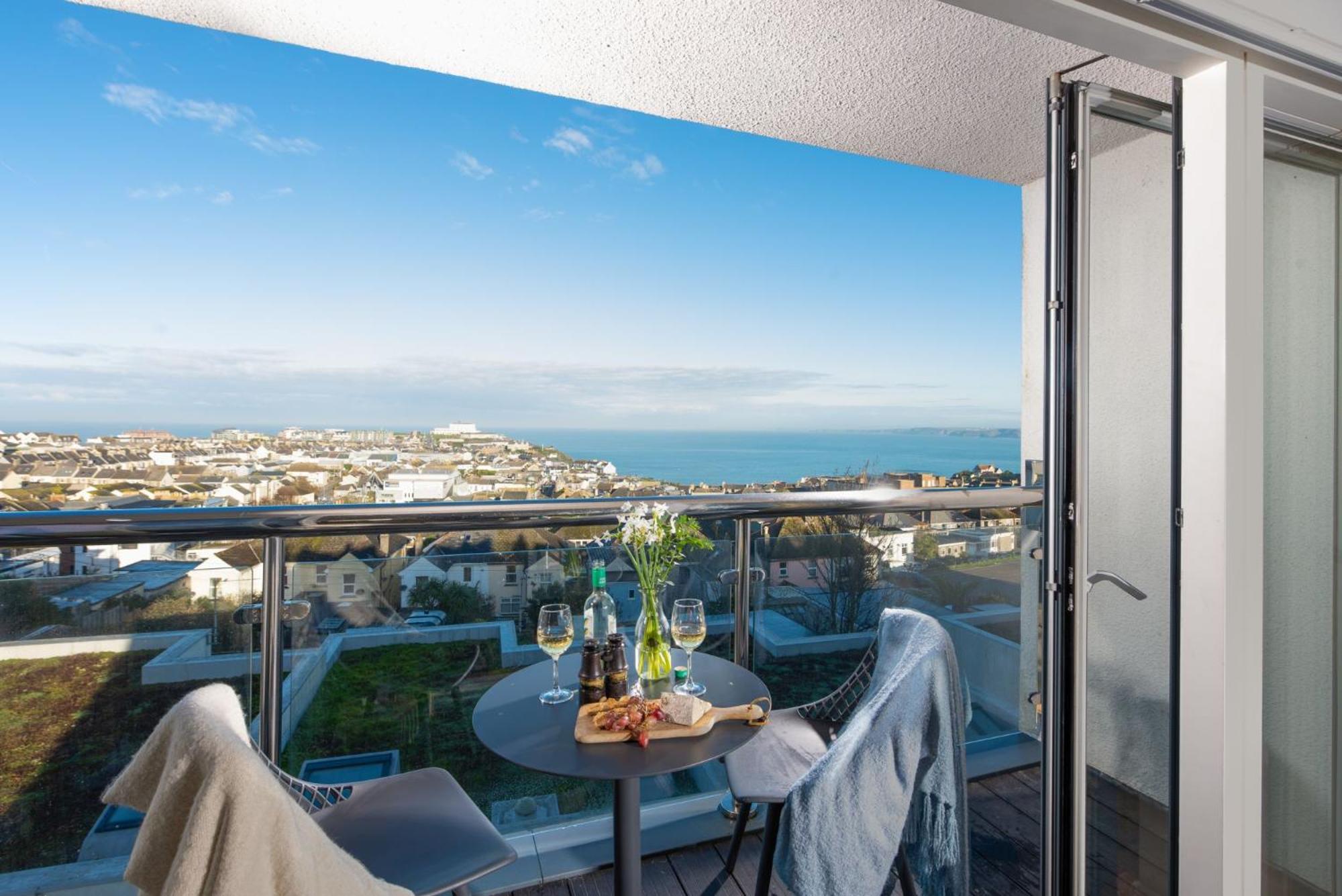 No.1 Quay Court view 2