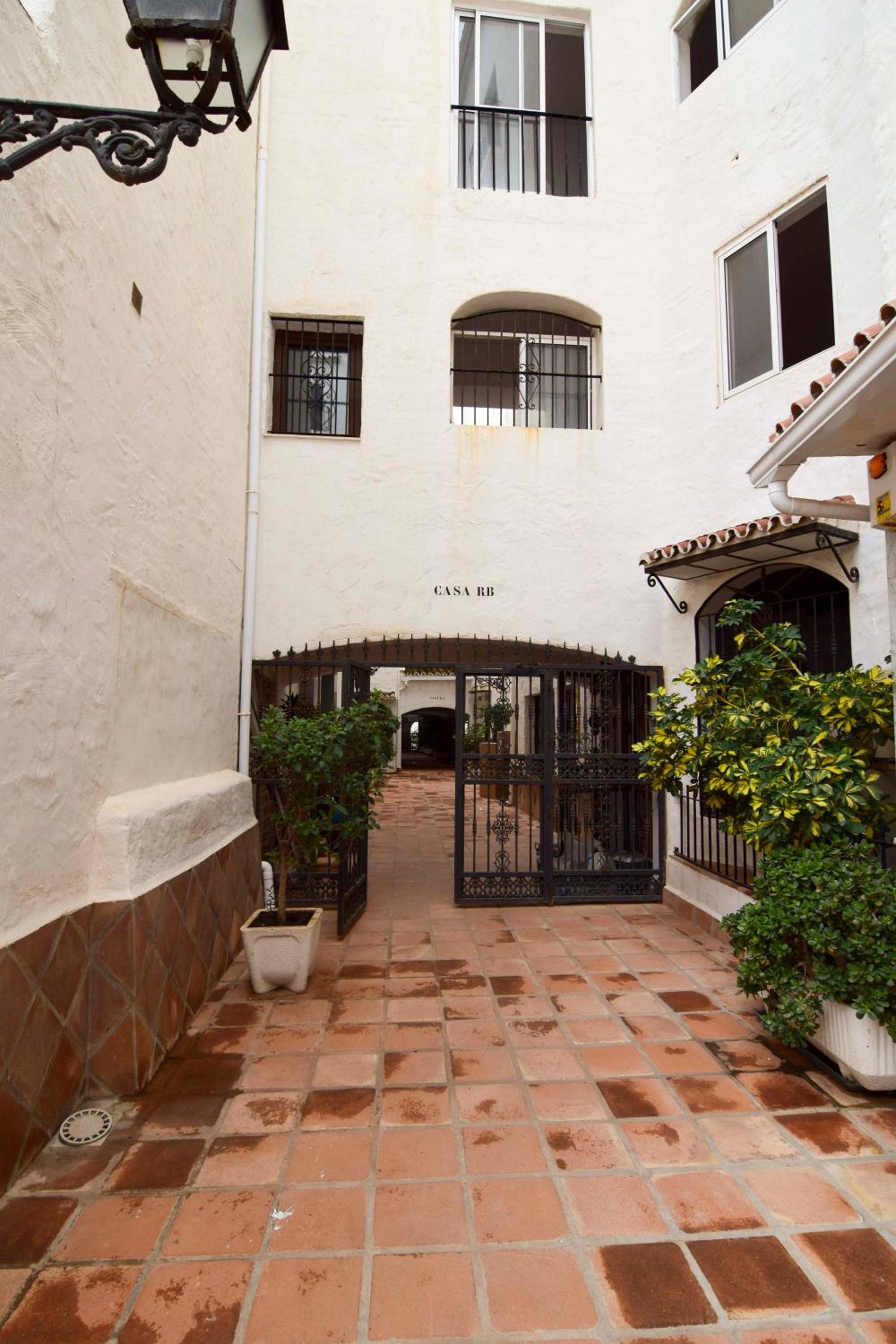 Letmalaga Banus