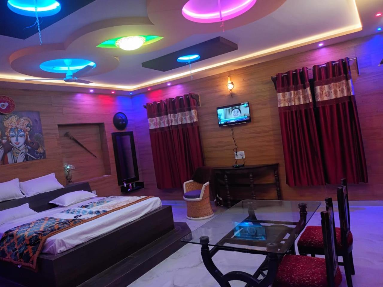Jakhira Heritage Village Home Stay, Sajara view 2