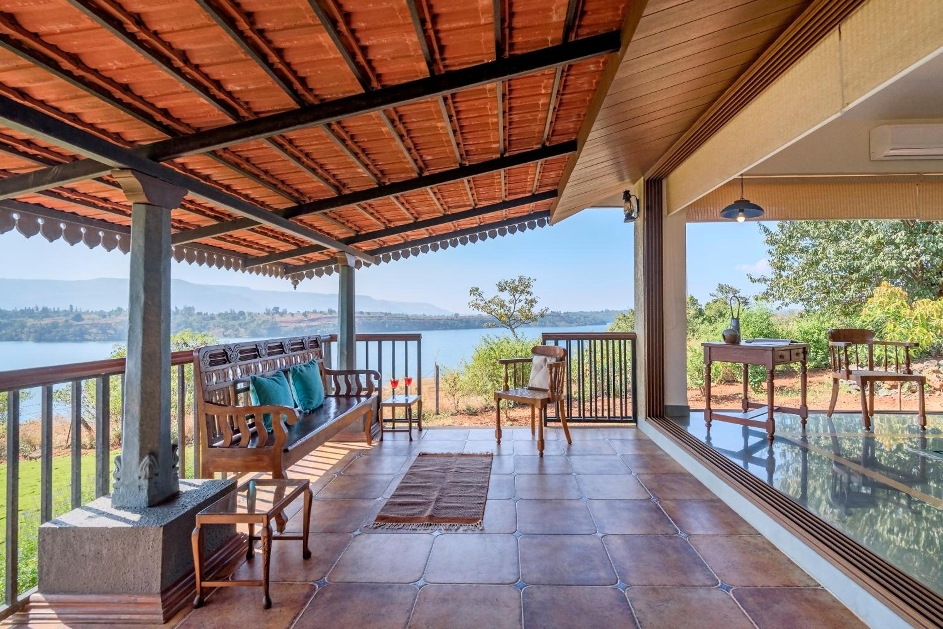 SaffronStays Anantham - 3BR Pet-Friendly Kerala-Style Lakefront Villa with Verandah & Views