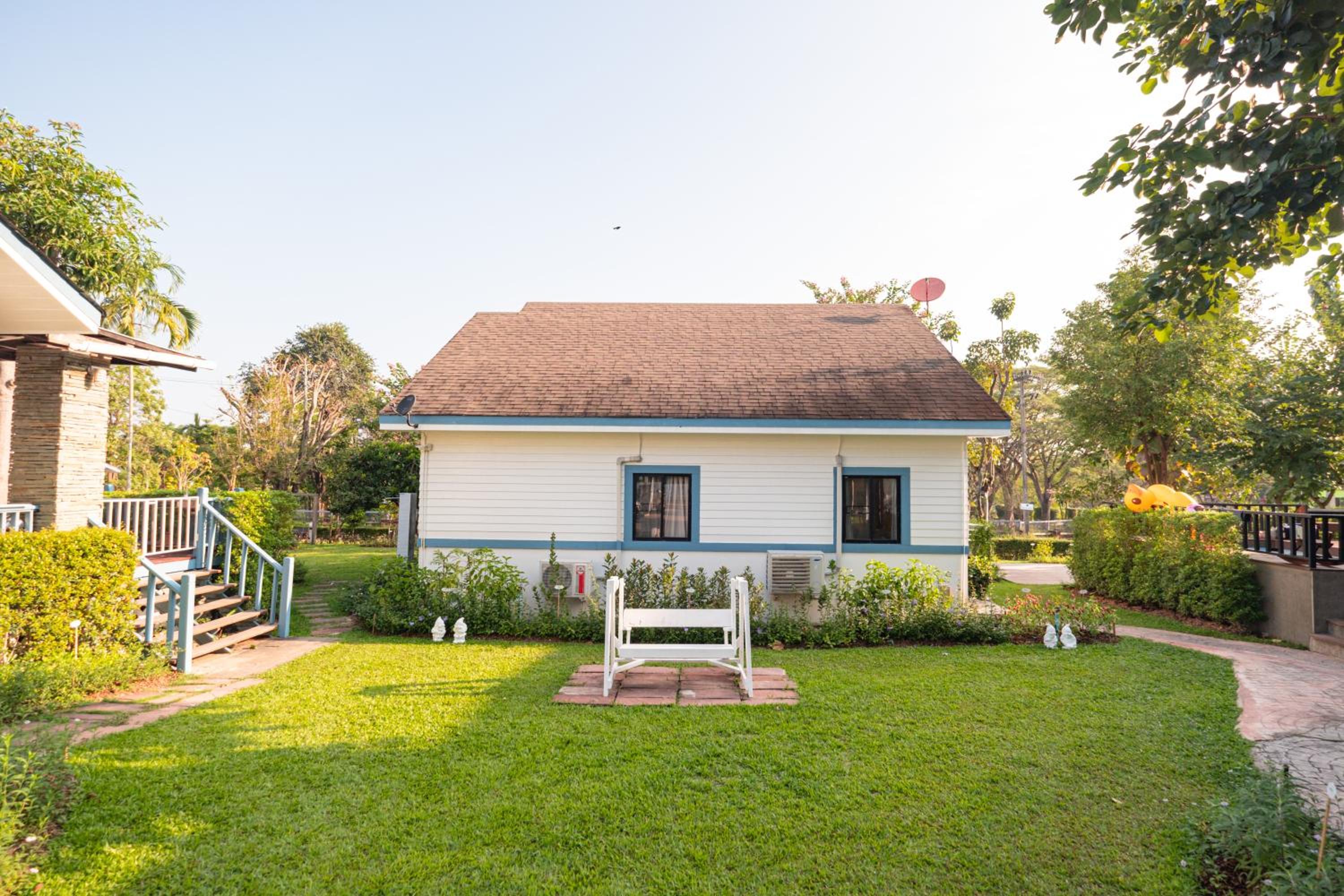 Hotel Villa Pitak Private Pool Villa Khaoyai - Image 1