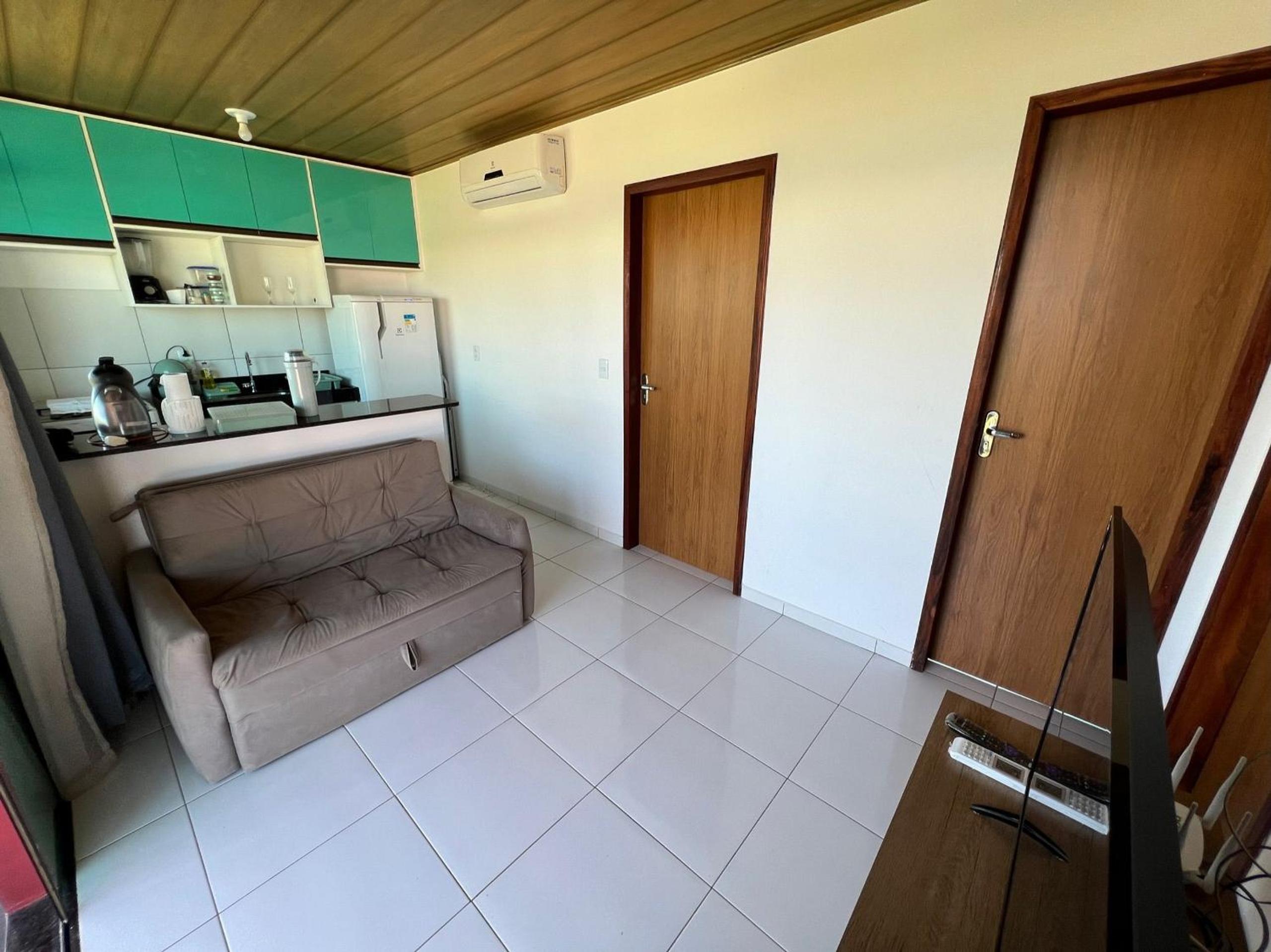 Apartamento completo no Chaleville Coqueiro com imensa área de lazer