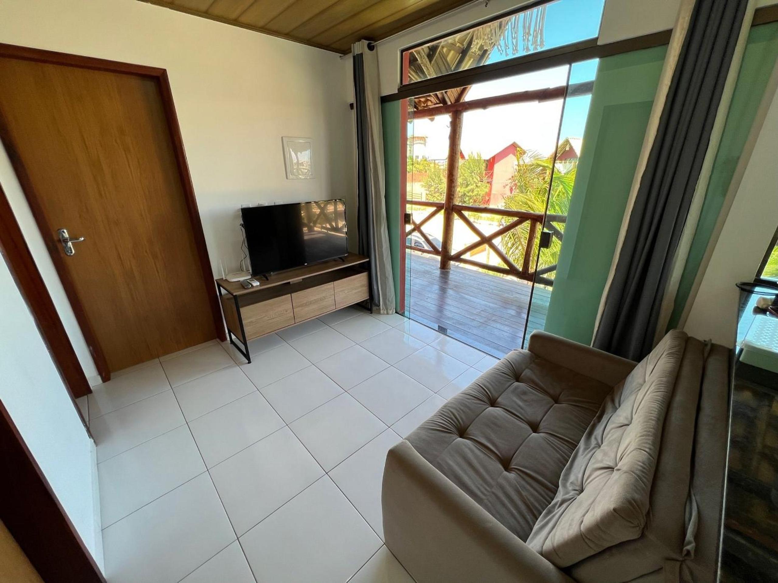 Apartamento completo no Chaleville Coqueiro com imensa área de lazer