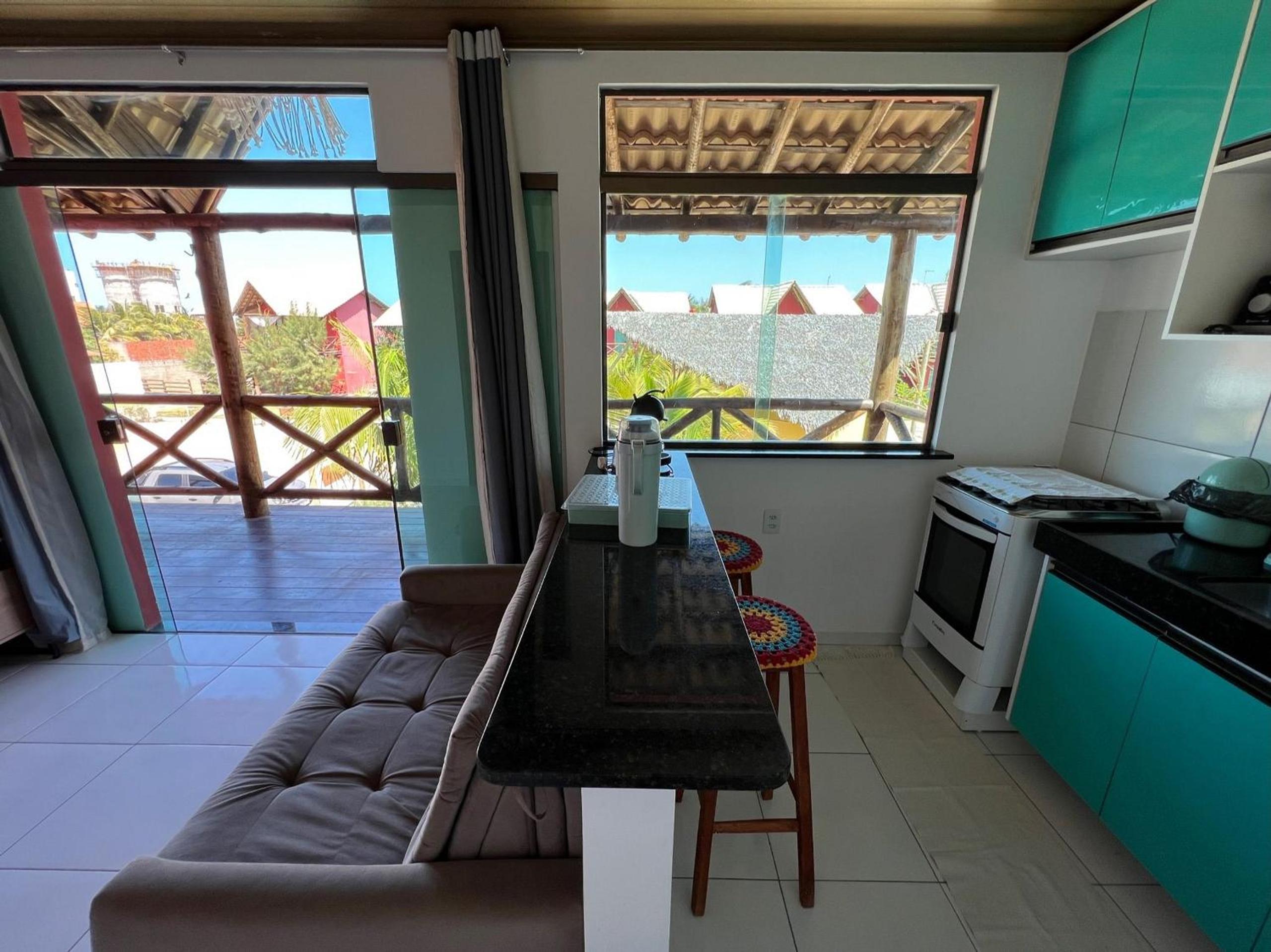 Apartamento completo no Chaleville Coqueiro com imensa área de lazer