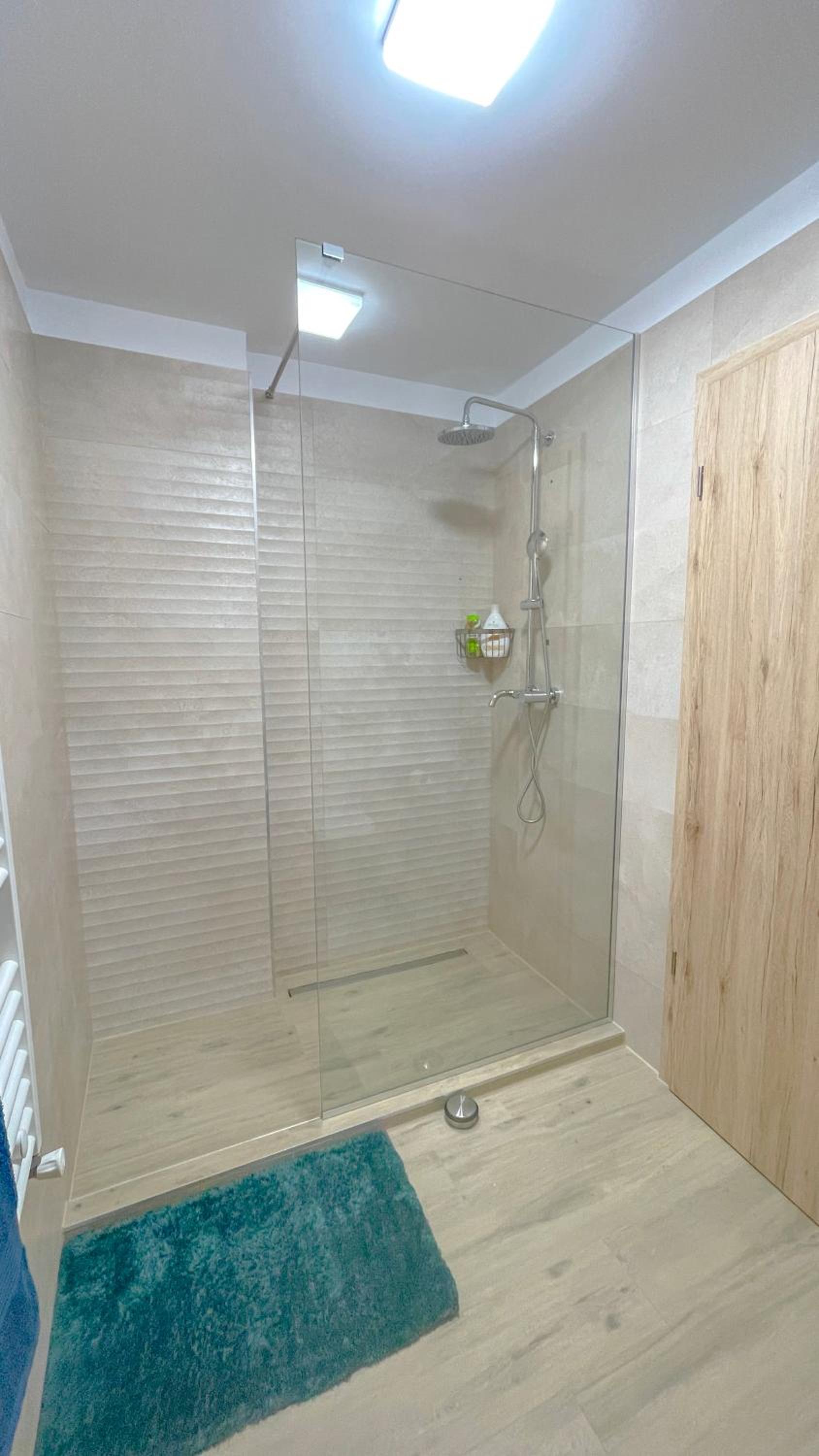 DreamView Apartment with private parking
