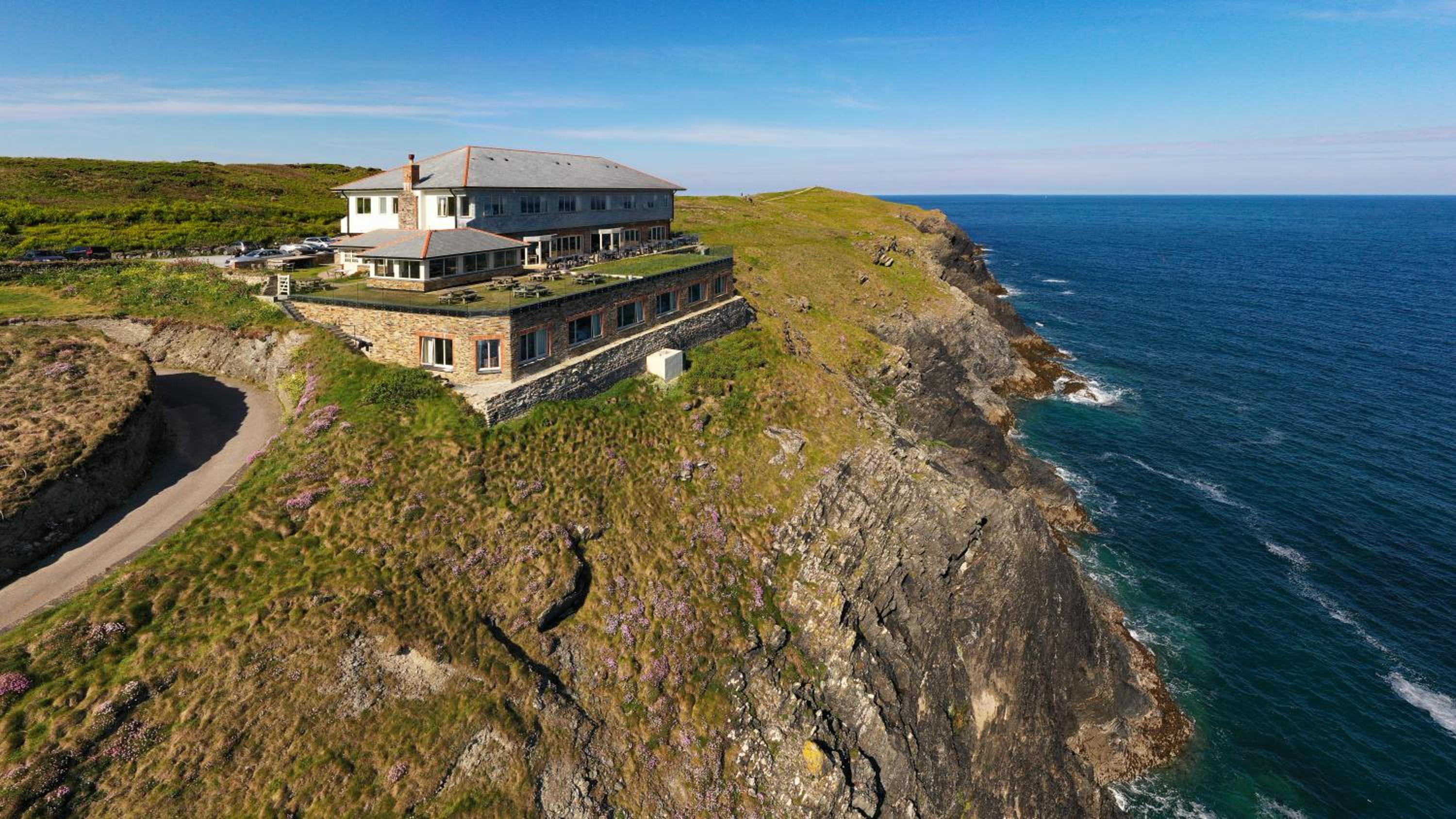 The Lewinnick Lodge