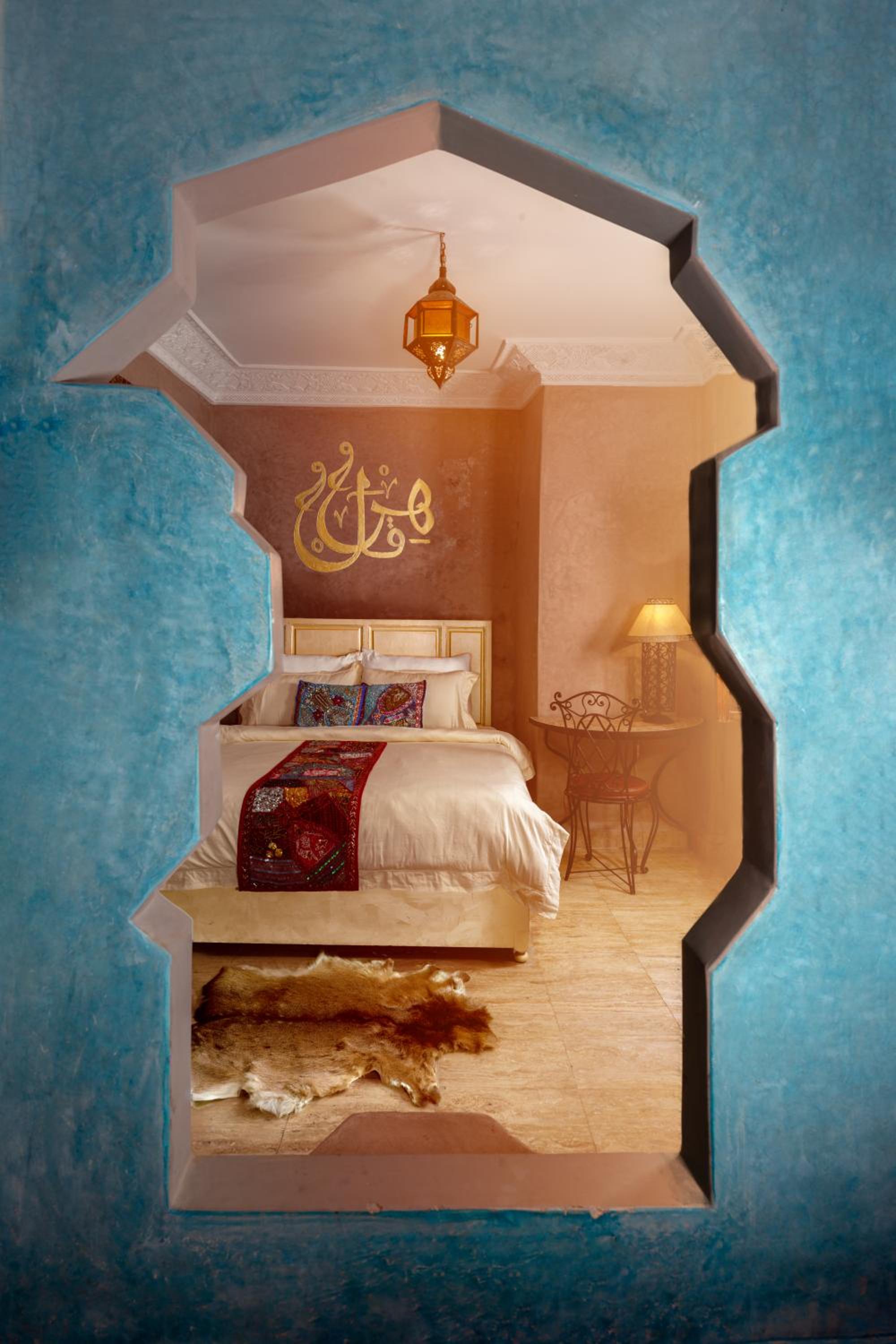 hotel room