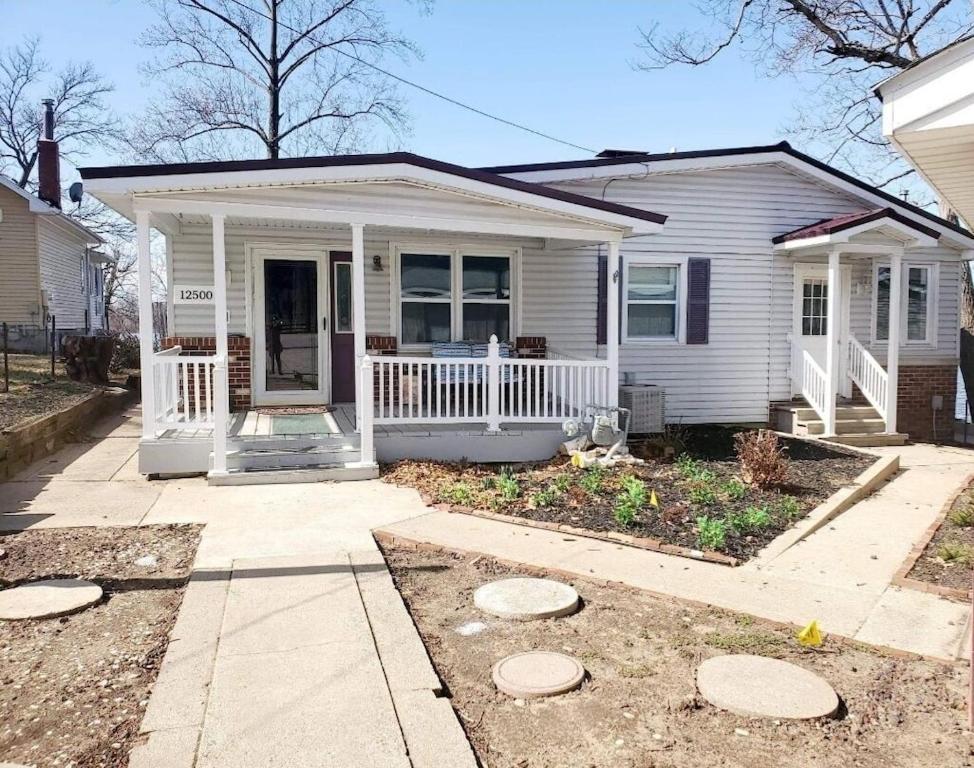 Beautiful Lake House at the Matanzas Beach