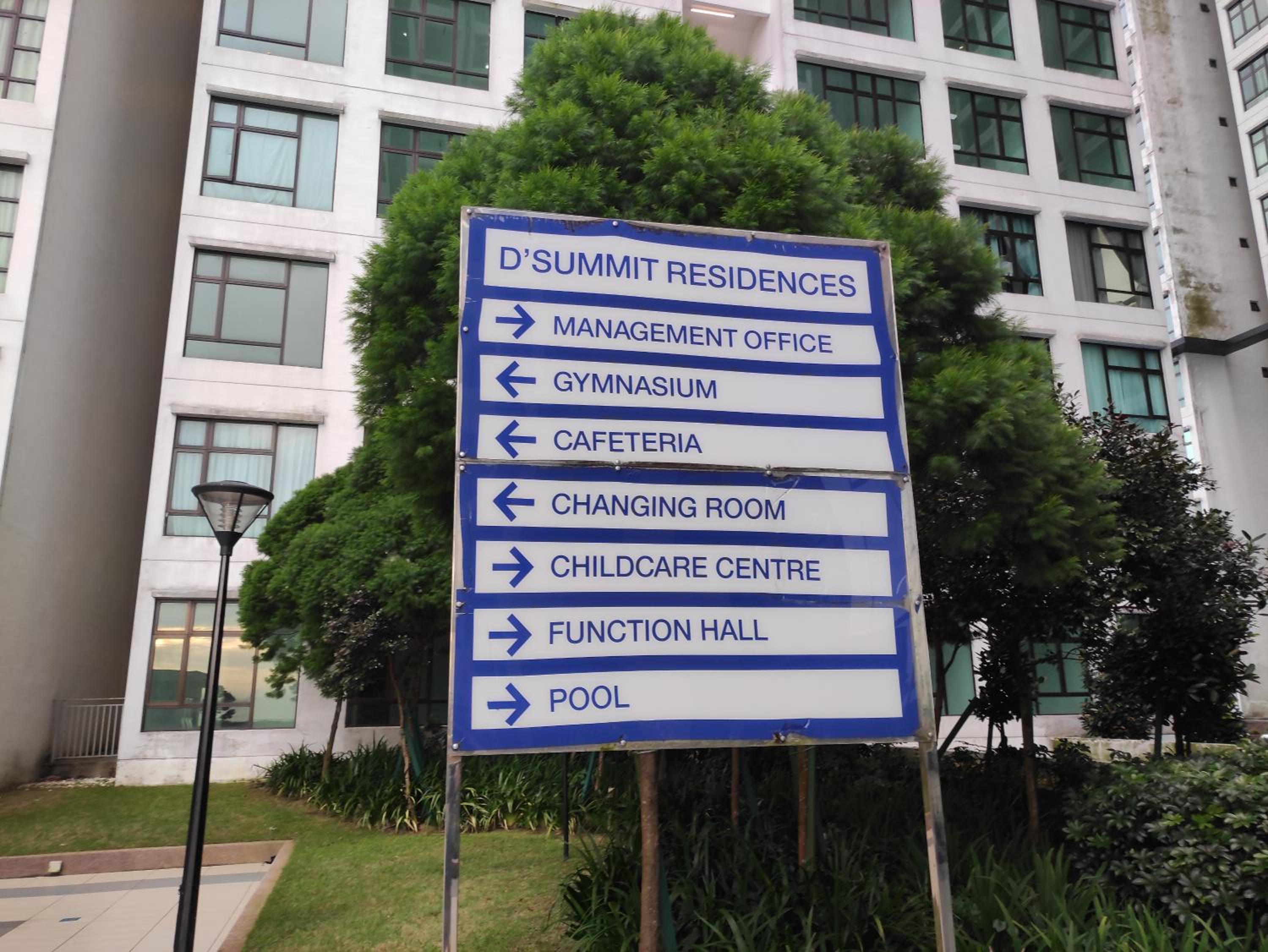 5 mins to MidValley Netflix 3Bedroom
