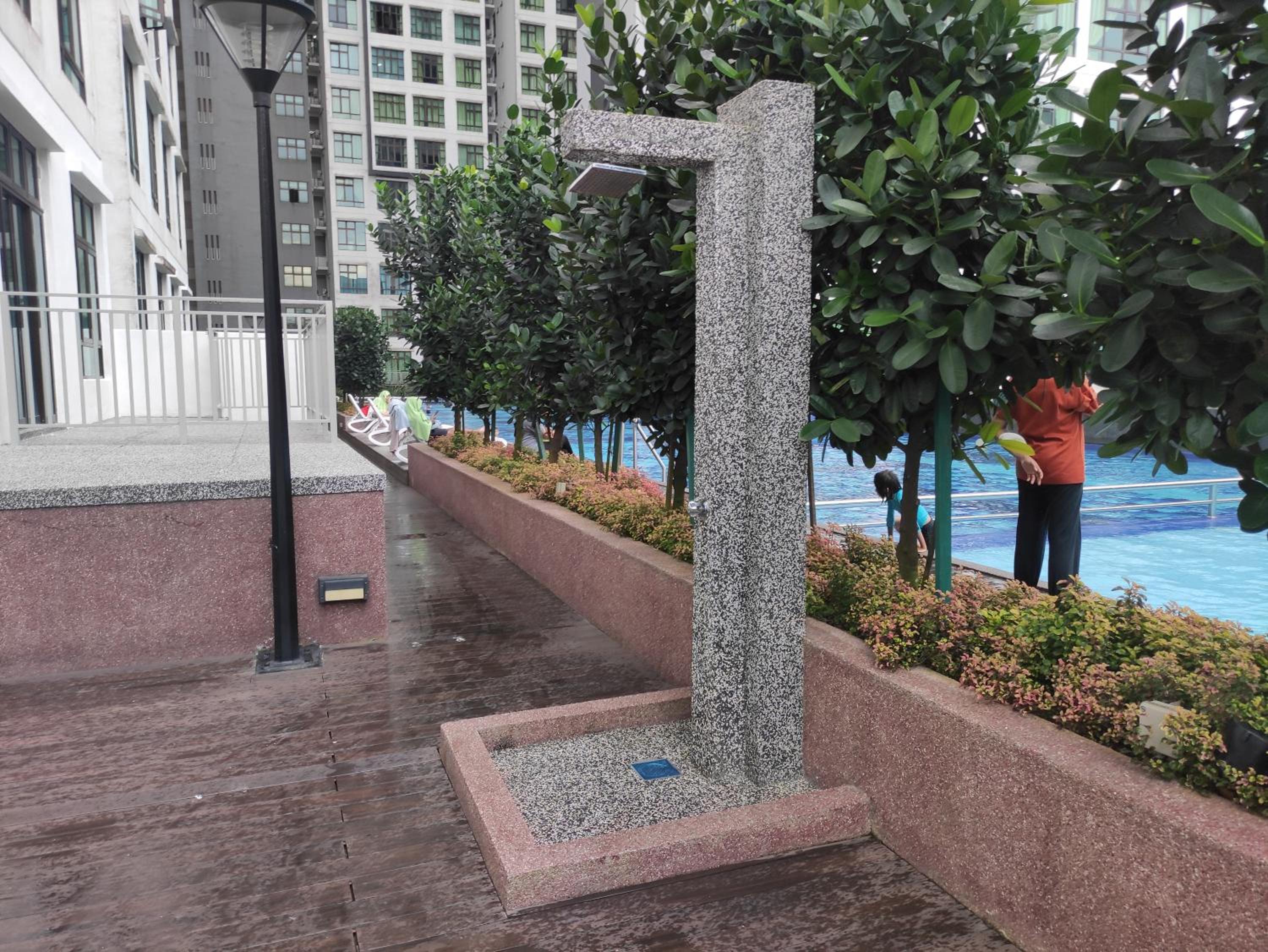 5 mins to MidValley Netflix 3Bedroom