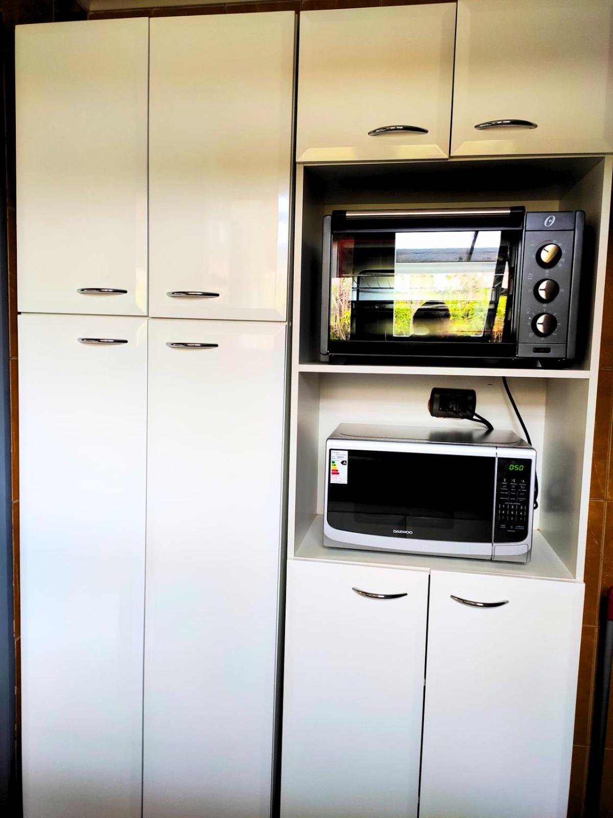 Moderna Cabaña con tinaja caliente