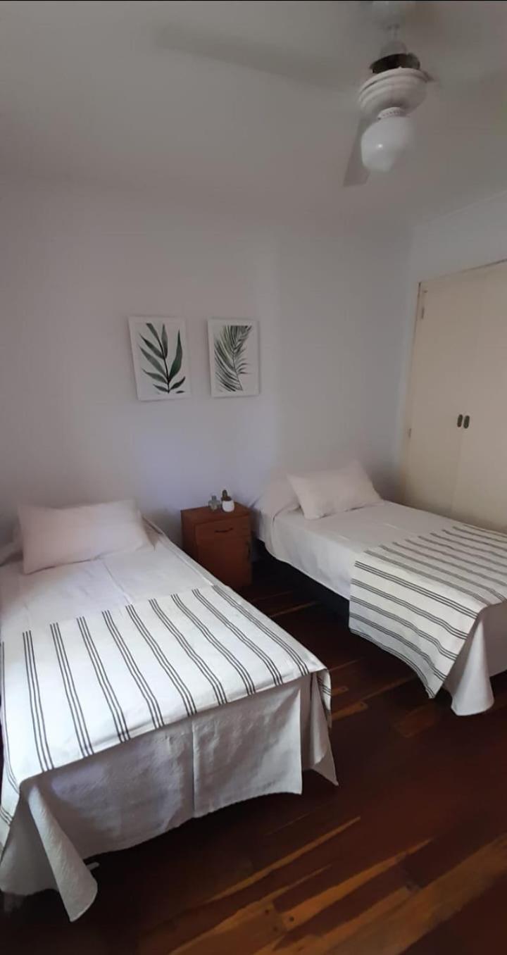 Departamento céntrico en San Martín, amplio, con aire acondicionado y cochera privada
