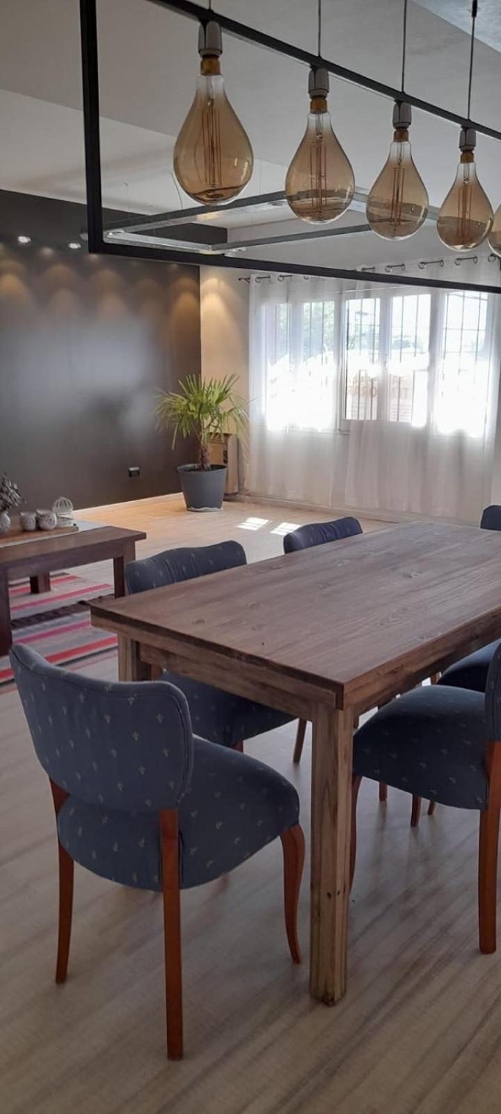 Departamento céntrico en San Martín, amplio, con aire acondicionado y cochera privada