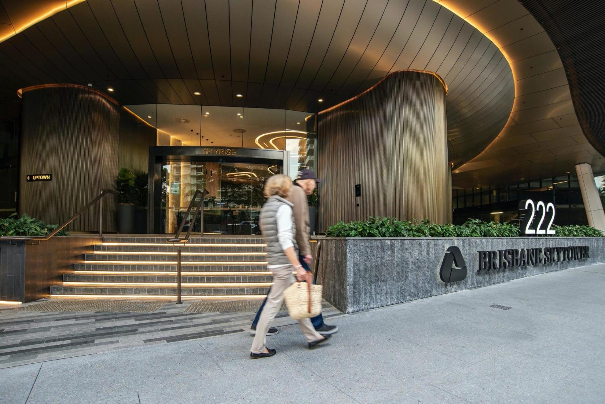 CBD Cozy 2Beds Apt at Brisbane Tallest building With Free Parking