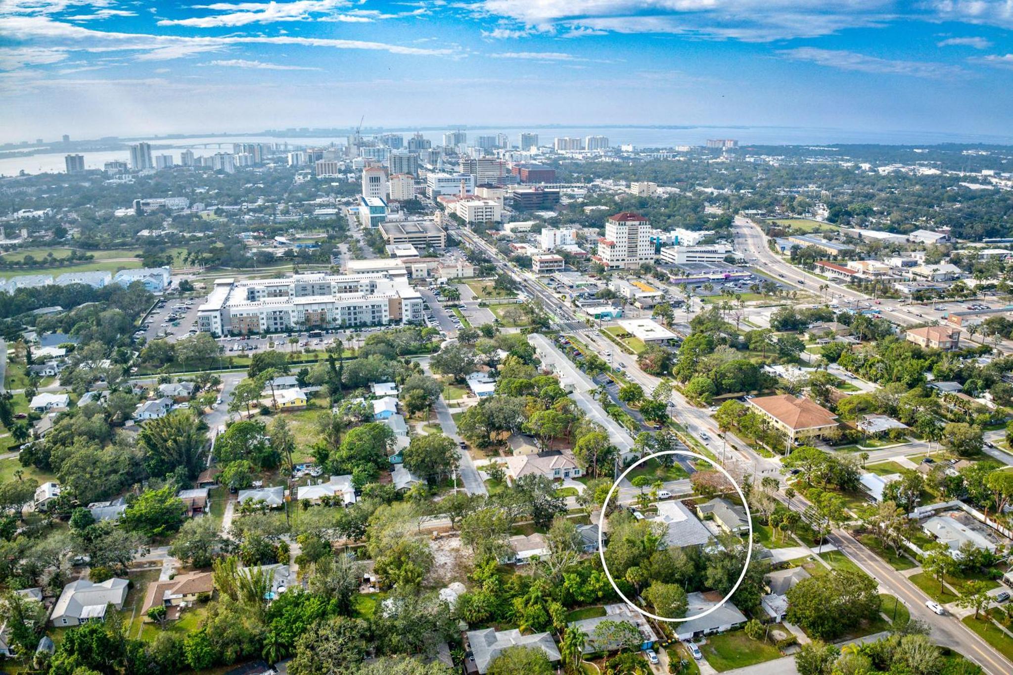 Luxury Home in Downtown Sarasota, HTD POOL/Hot tub view 5