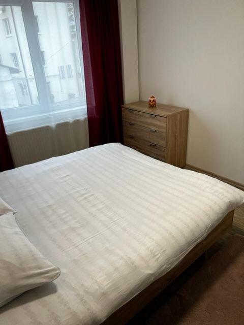 Apartament 9 Central view 5