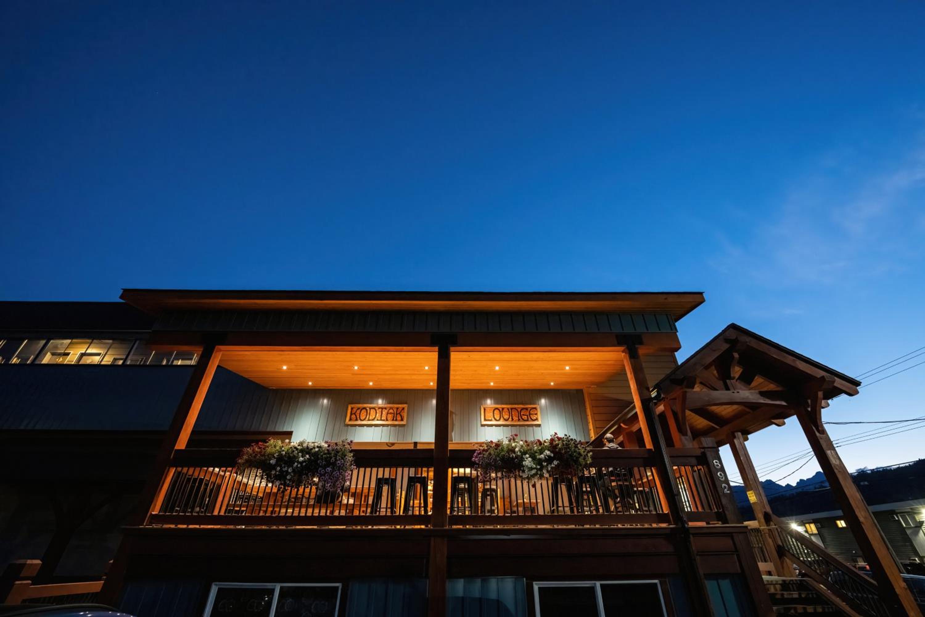 Fernie Vacations - The Raging Elk Adventure Lodging - Property Image 8